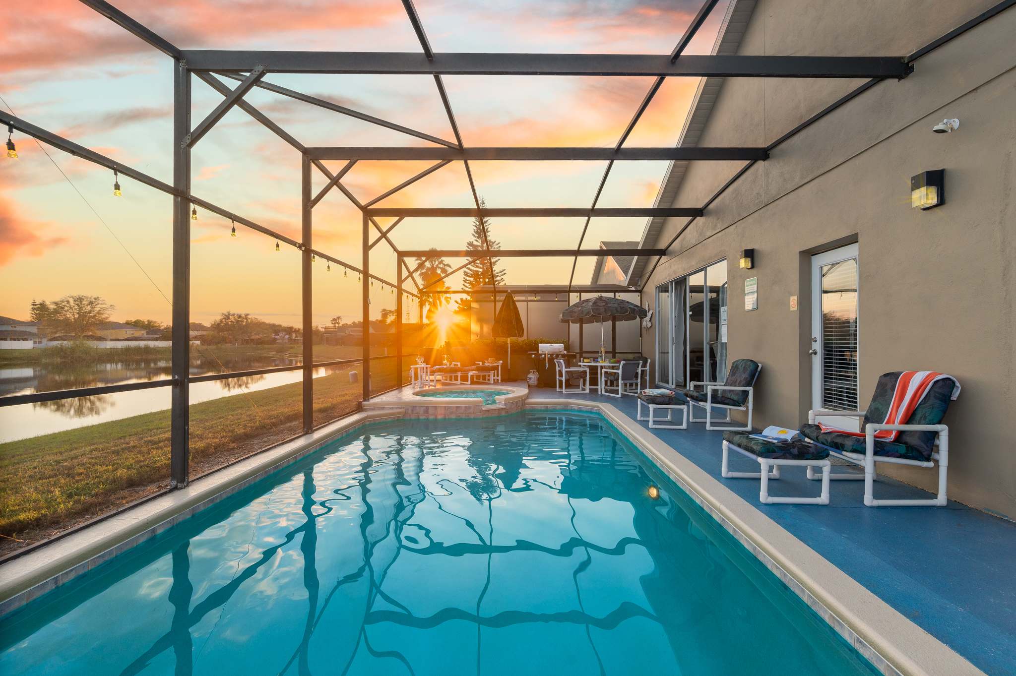 Single-Level Home w Heated Pool & 9MI to Disney