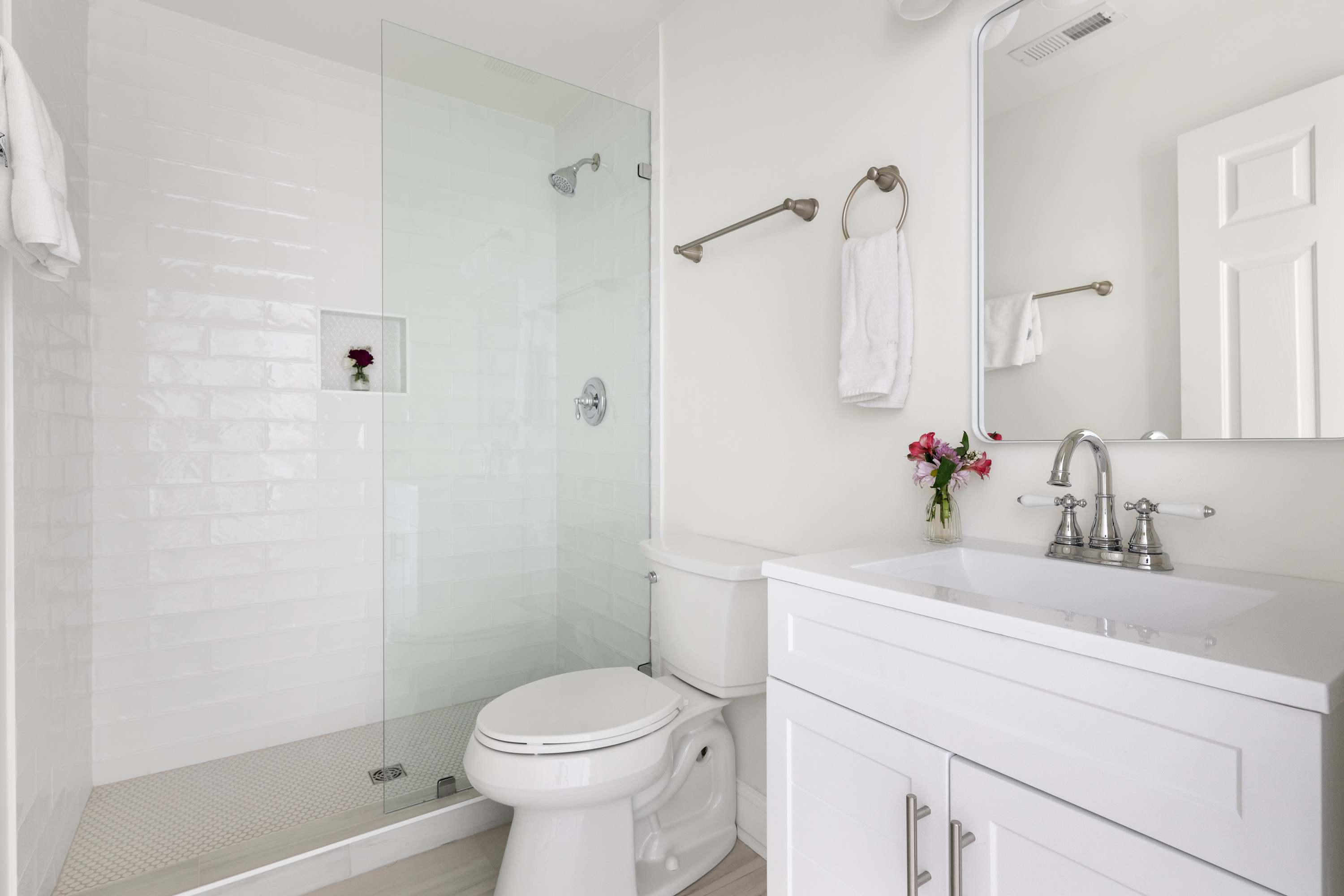 Bathroom #1: Walk-in Shower