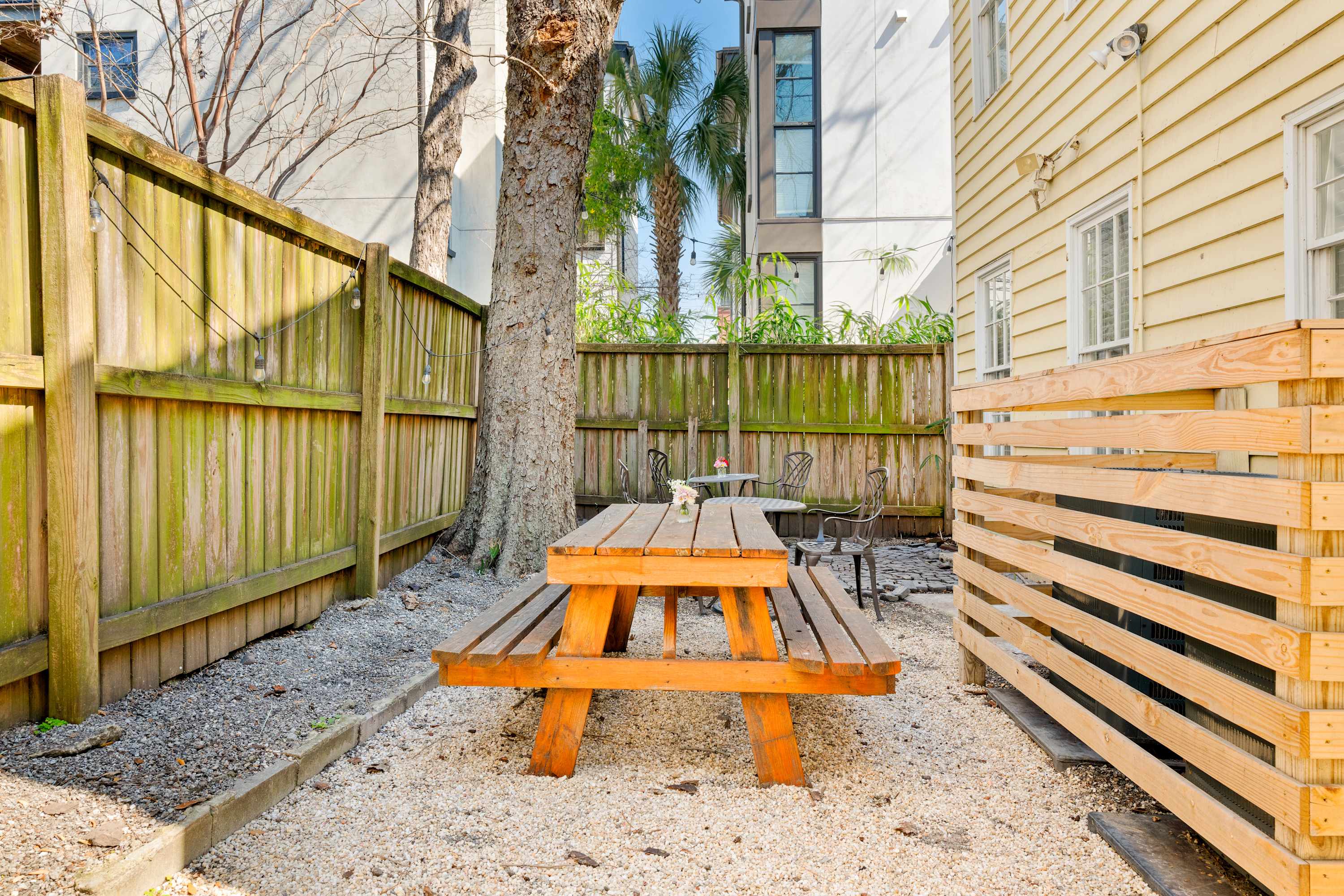 Additional outdoor seating for your group! 