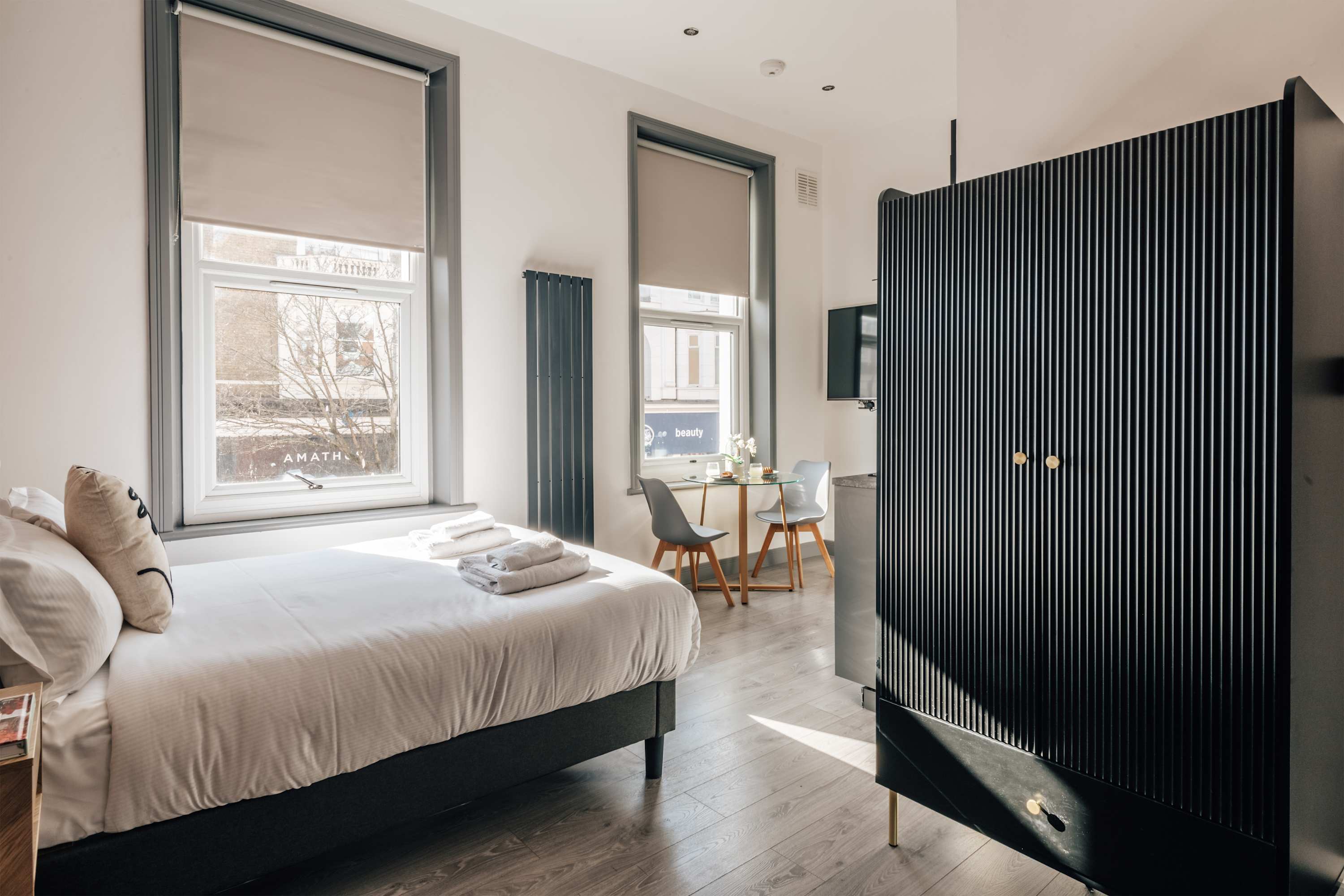 Studio 2 - Gorgeous studio in Earls Court! in Earls Court Road 207 SW5 9AN - Property image 16 - VivreStays