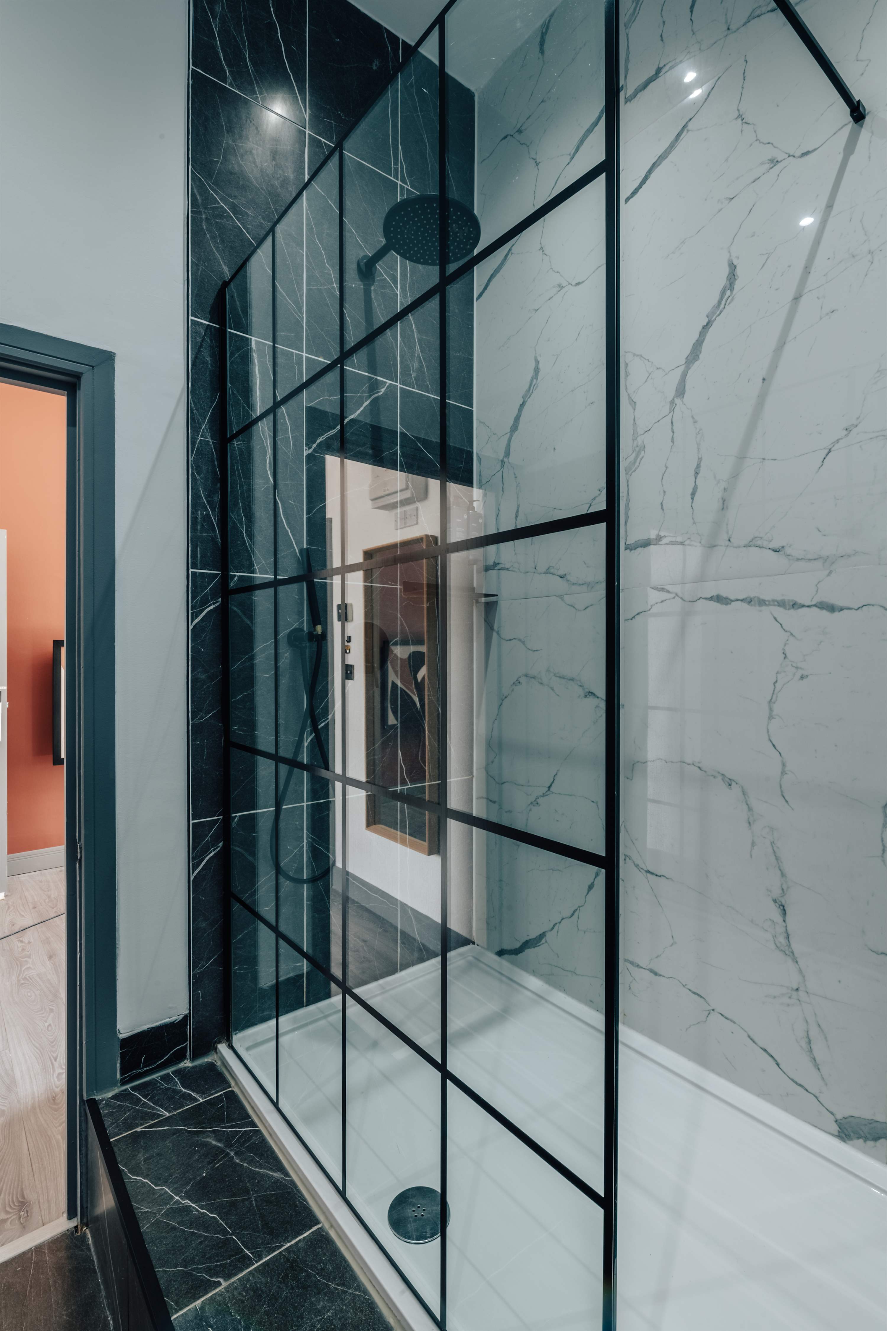Studio 2 - Gorgeous studio in Earls Court! in Earls Court Road 207 SW5 9AN - Property image 21 - VivreStays