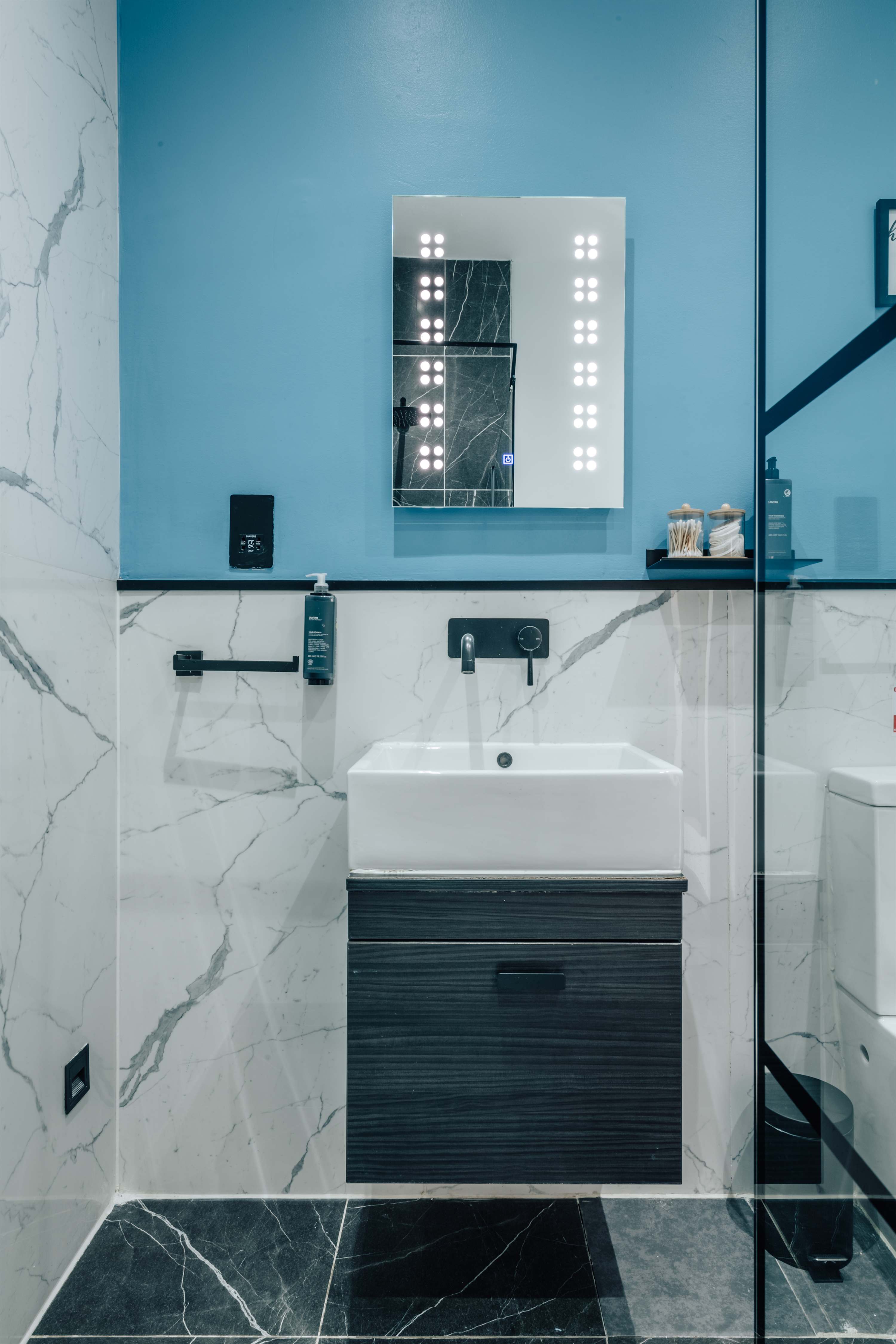 Studio 2 - Gorgeous studio in Earls Court! in Earls Court Road 207 SW5 9AN - Property image 19 - VivreStays