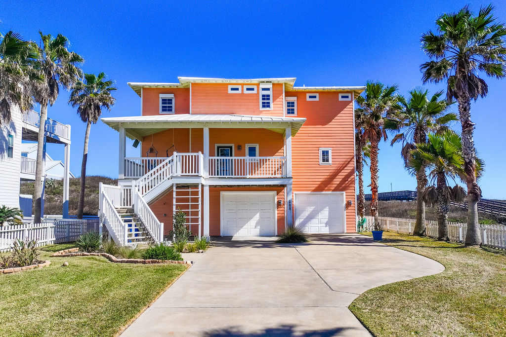 Amazing Beach Views~Boardwalk to Beach~Shared Pool — Port Aransas, TX — vacation rental