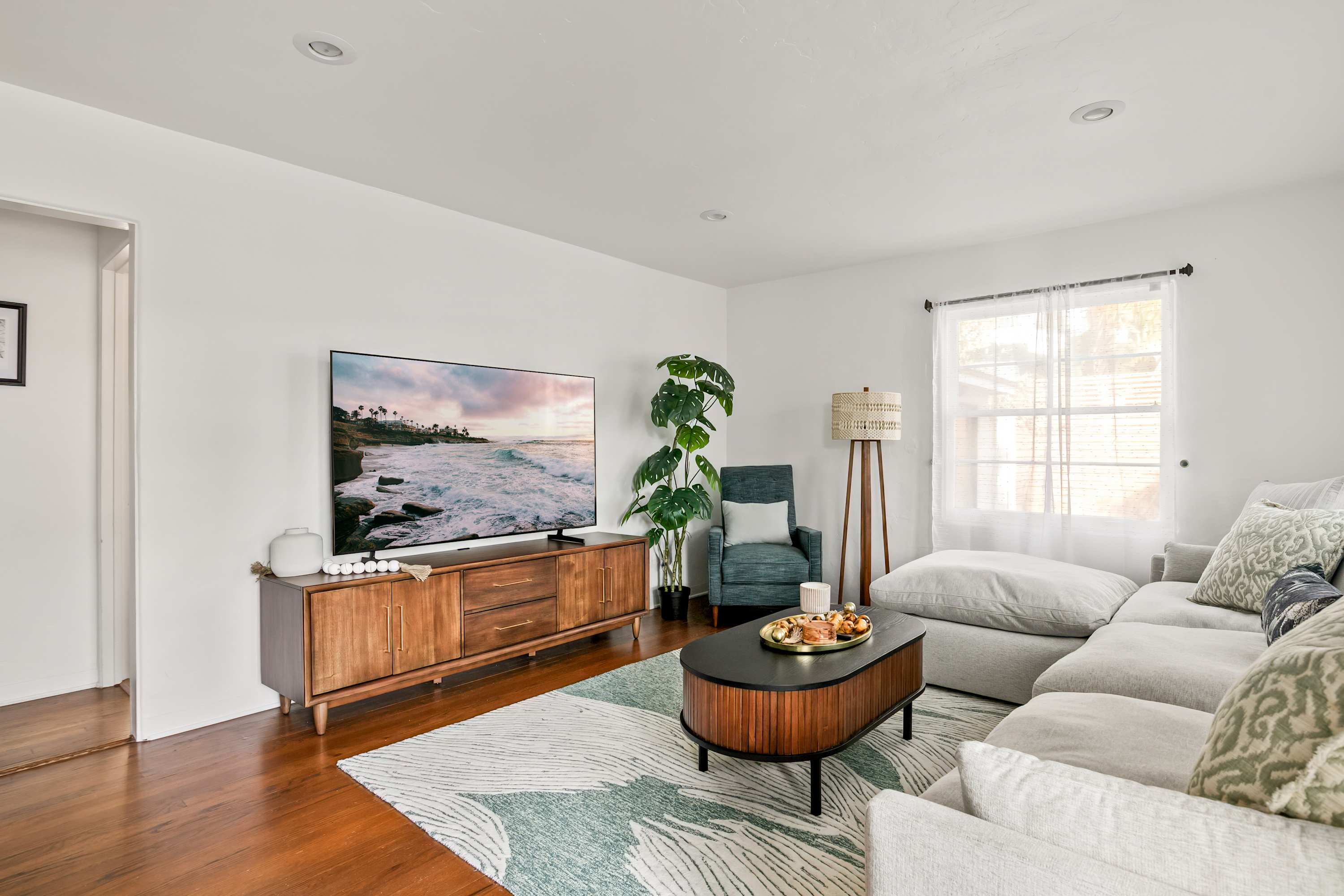 Cozy Coastal Stay Hot Tub & Putting Green — San Diego, CA — vacation rental