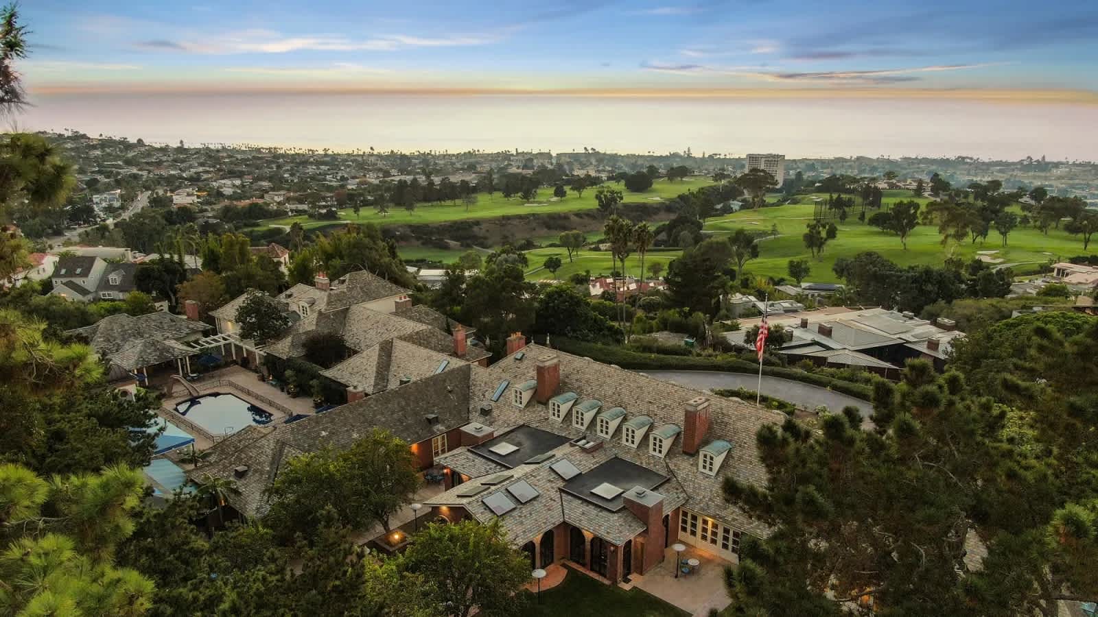 Fox Hill Manor, A Masterpiece Estate