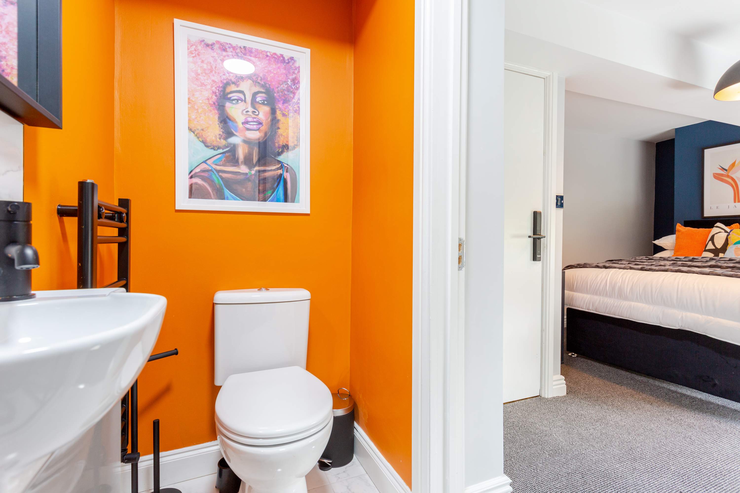 Ashton Luxury Getaway Sleeps 14 with 2  Free Parking Space in Church Street 18 OL6 6XE - Property image 11 - VivreStays