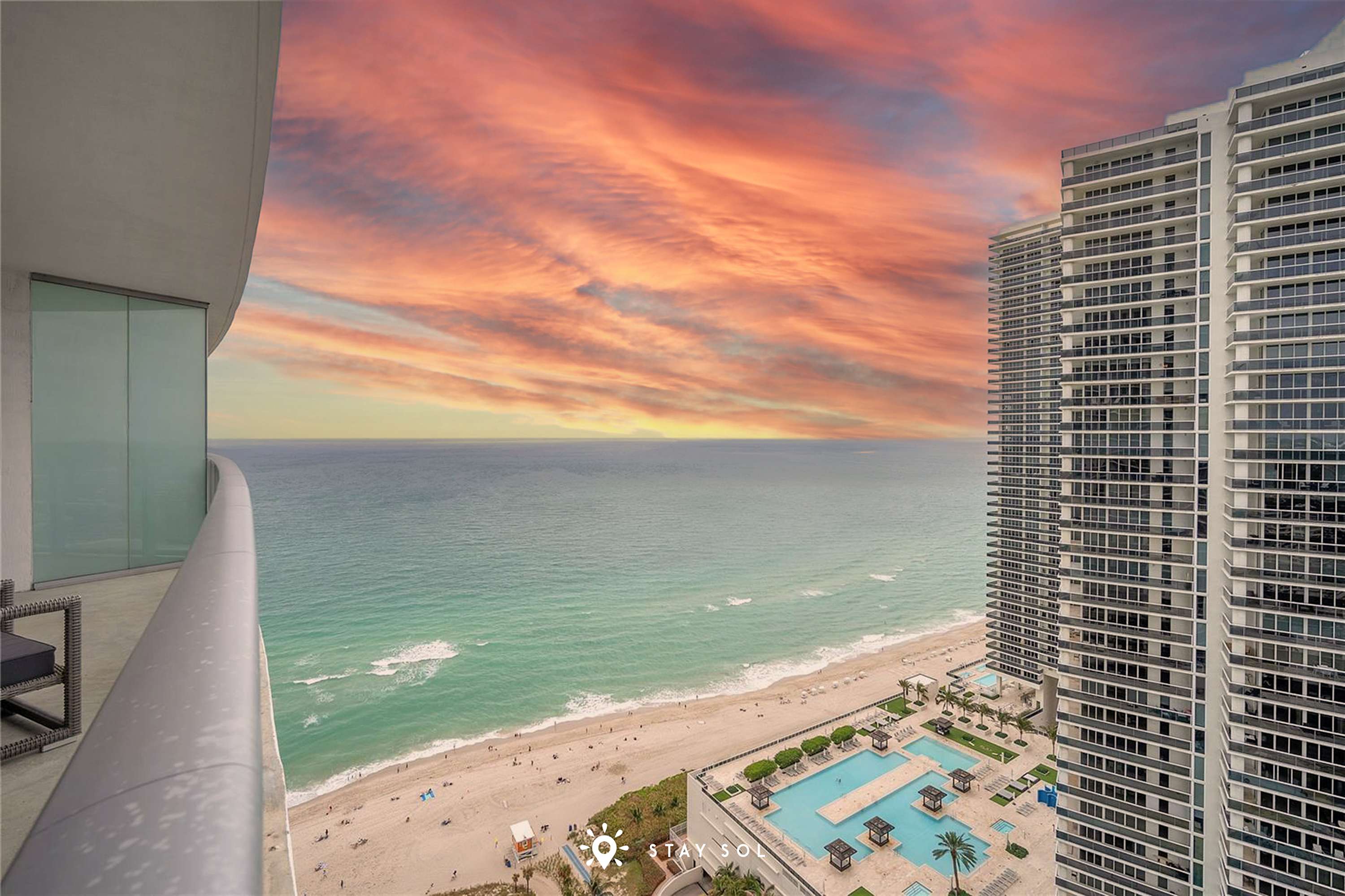 Stylish Apt - Beach View - Resort Access — Hollywood, FL — vacation rental