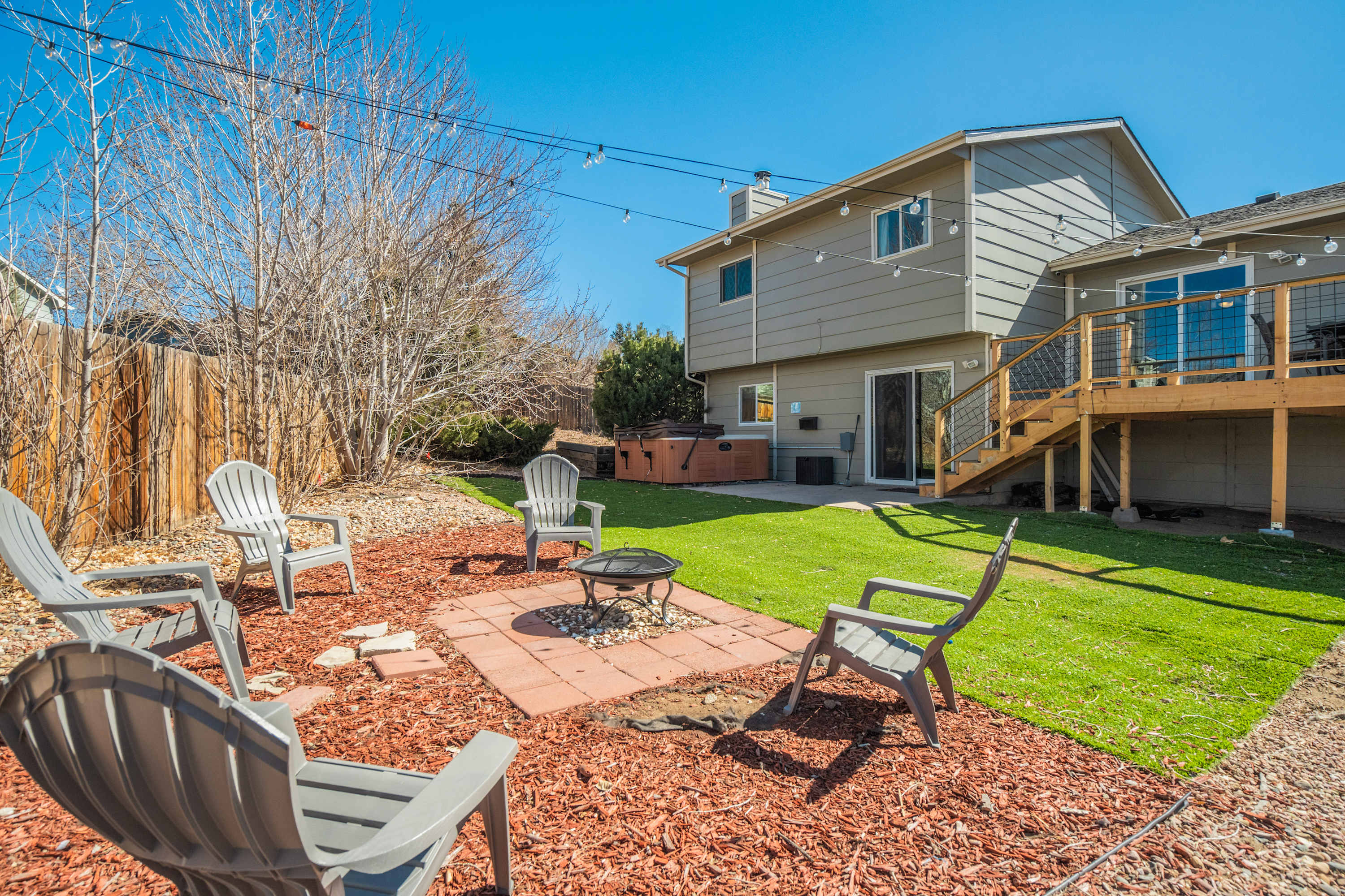 Iron View! Retreat w/ Hot Tub & Mountain Views — Colorado Springs, CO — vacation rental