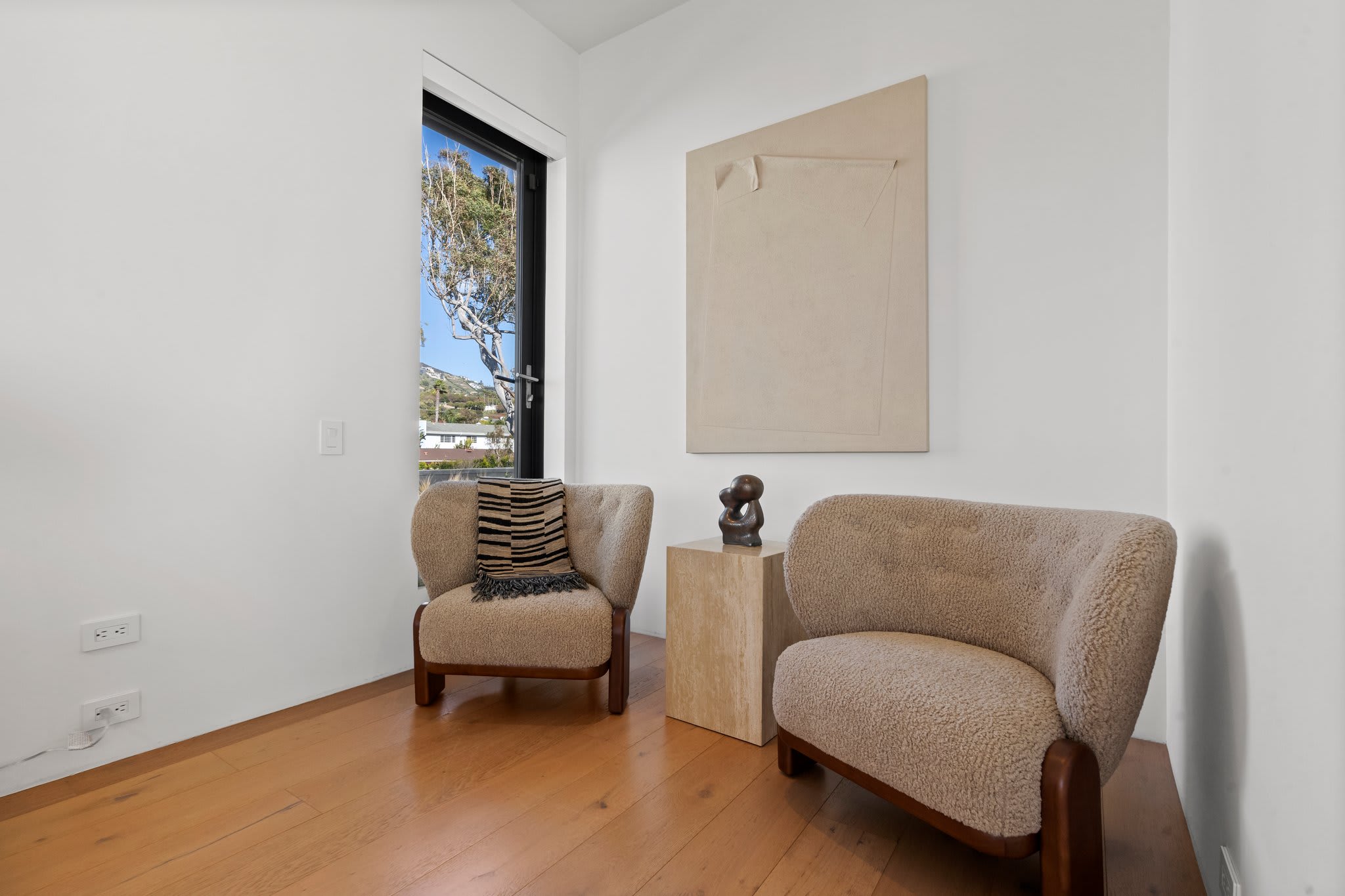 Modern sophistication meets effortless functionality.