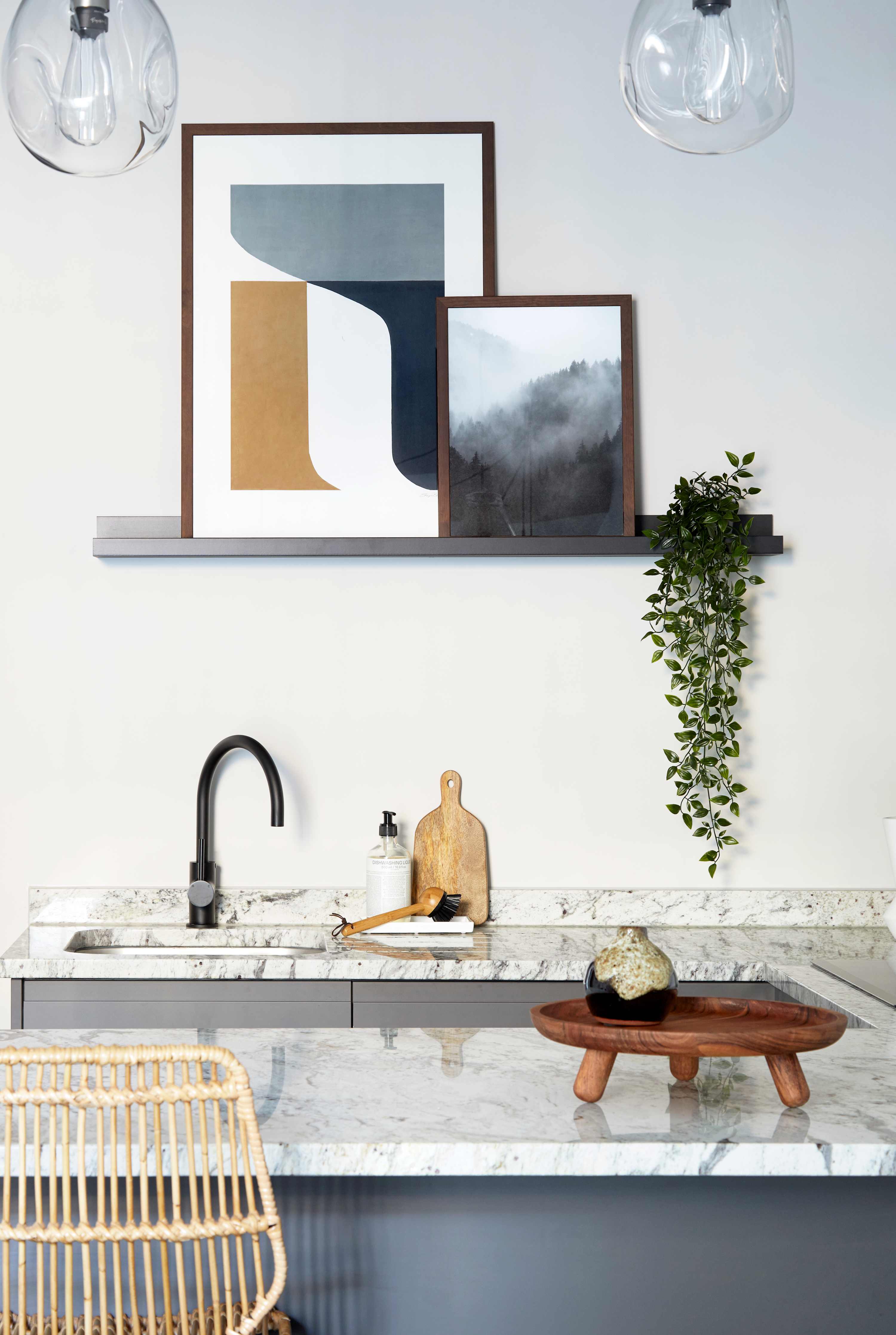 Contemporary Apartment - minutes from Angel Tube in 388 City Road EC1V 2QA - Property image 7 - VivreStays