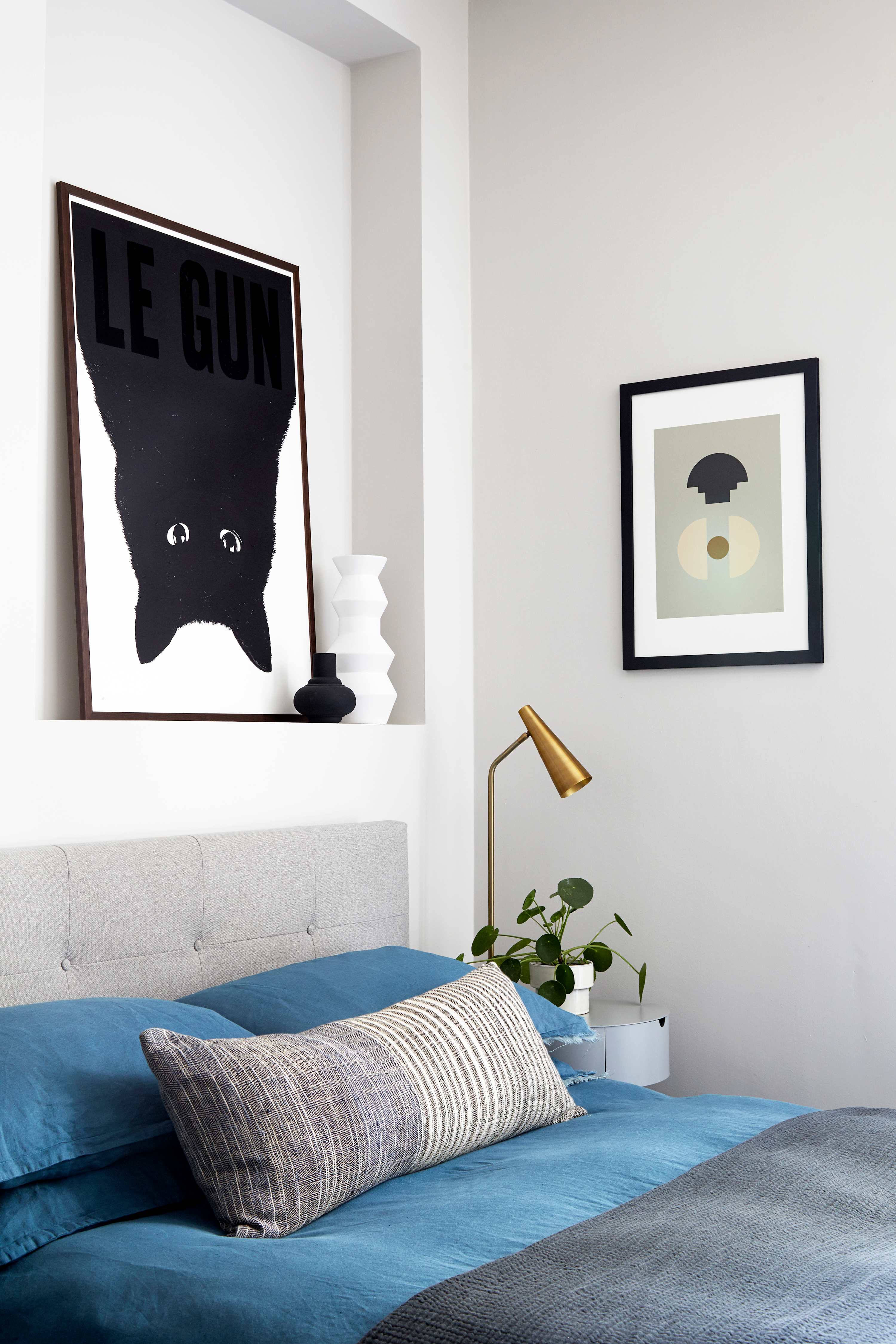 Contemporary Apartment - minutes from Angel Tube in 388 City Road EC1V 2QA - Property image 11 - VivreStays