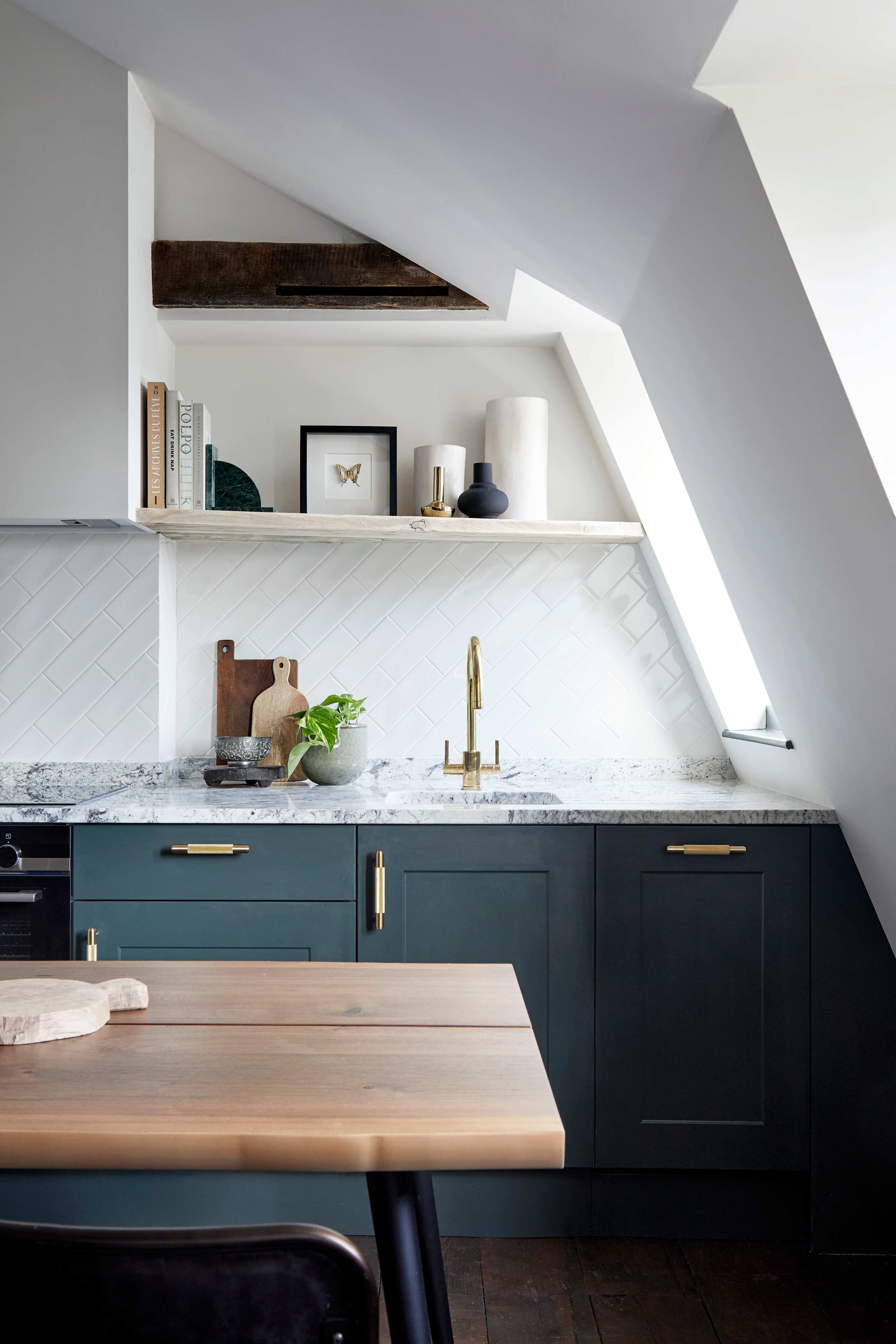 Cosy Loft Apartment - minutes from Angel Tube St. in 388 City Road EC1V 2QA - Property image 7 - VivreStays