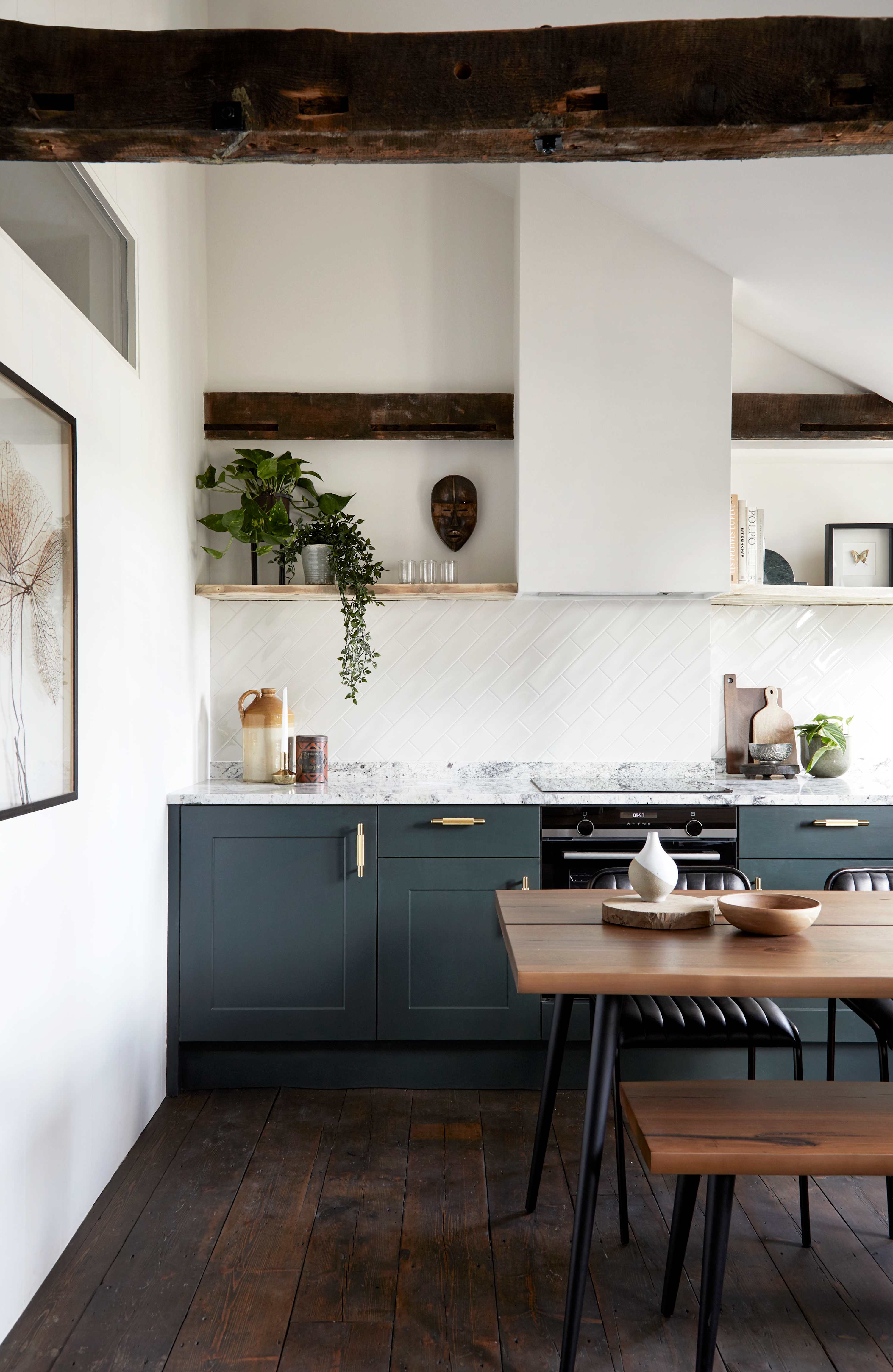 Cosy Loft Apartment - minutes from Angel Tube St. in 388 City Road EC1V 2QA - Property image 8 - VivreStays
