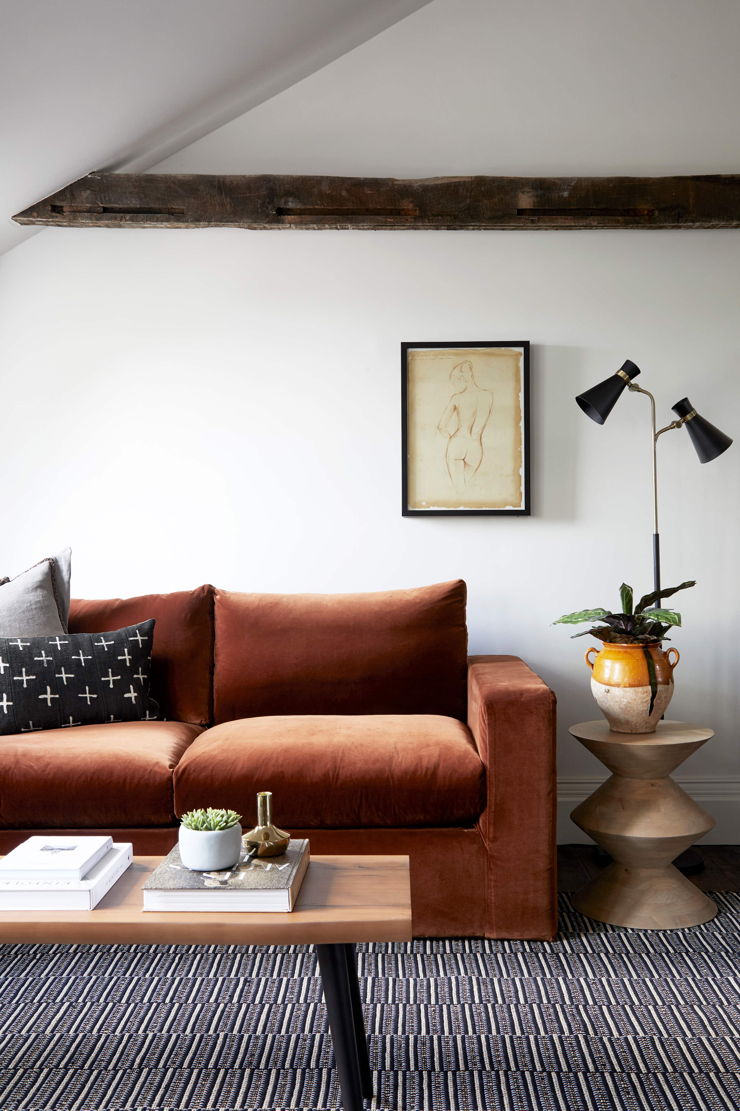 Cosy Loft Apartment - minutes from Angel Tube St. in 388 City Road EC1V 2QA - Property image 10 - VivreStays