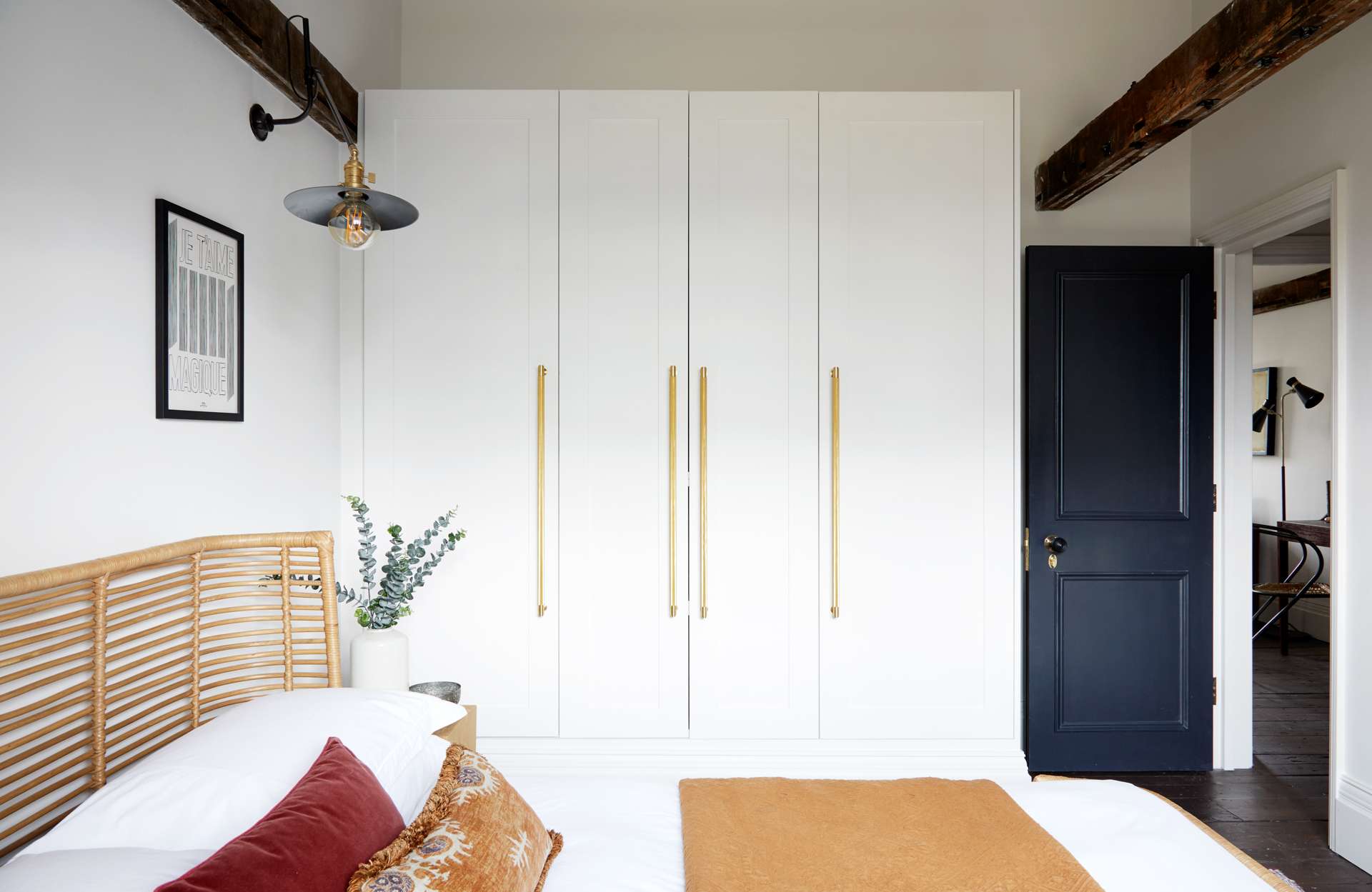 Cosy Loft Apartment - minutes from Angel Tube St. in 388 City Road EC1V 2QA - Property image 13 - VivreStays