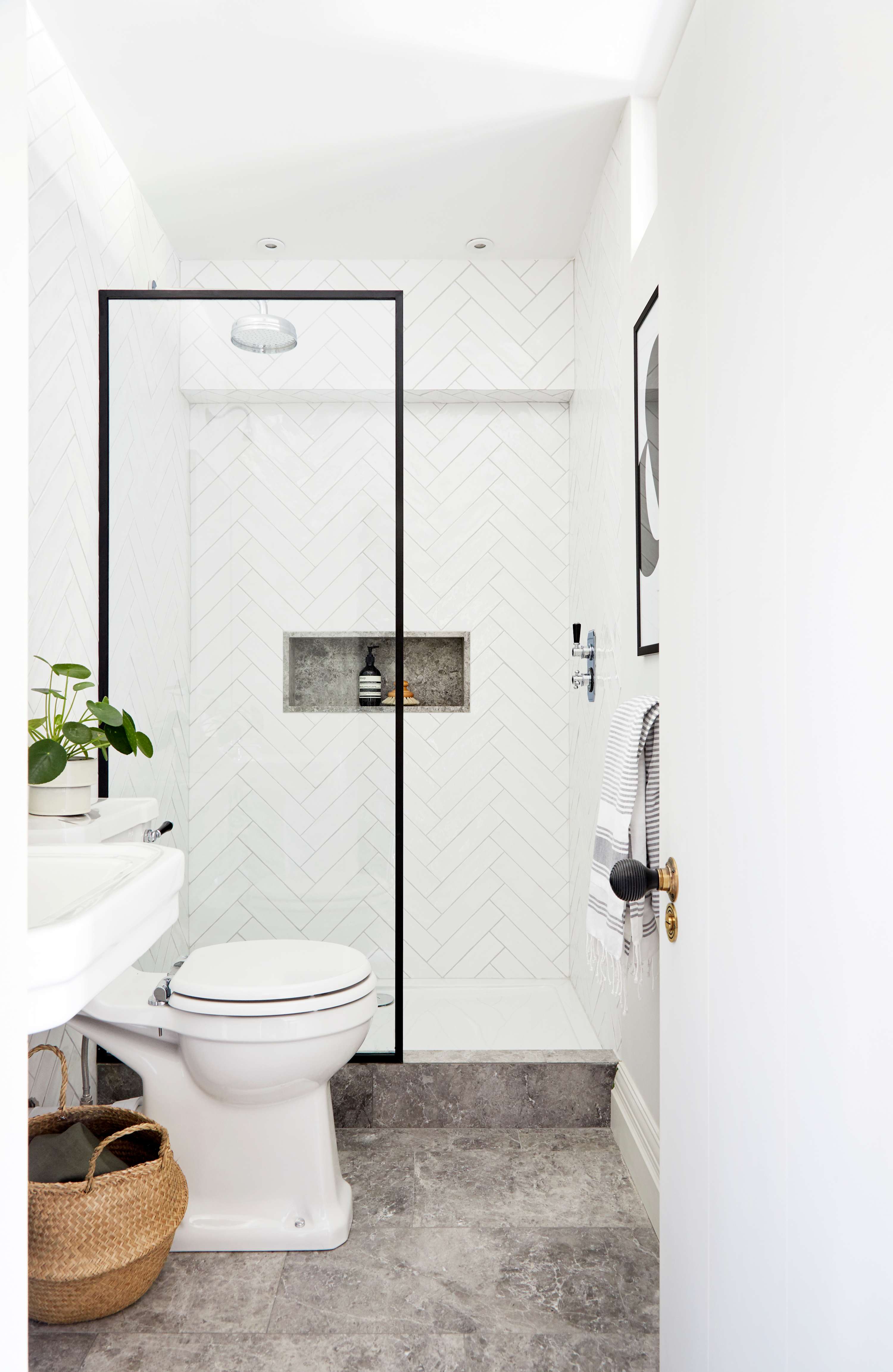 Cosy Loft Apartment - minutes from Angel Tube St. in 388 City Road EC1V 2QA - Property image 17 - VivreStays