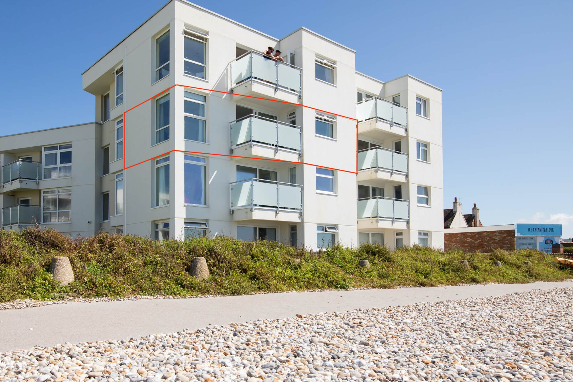 Beachfront Apartment With Panoramic Sea Views