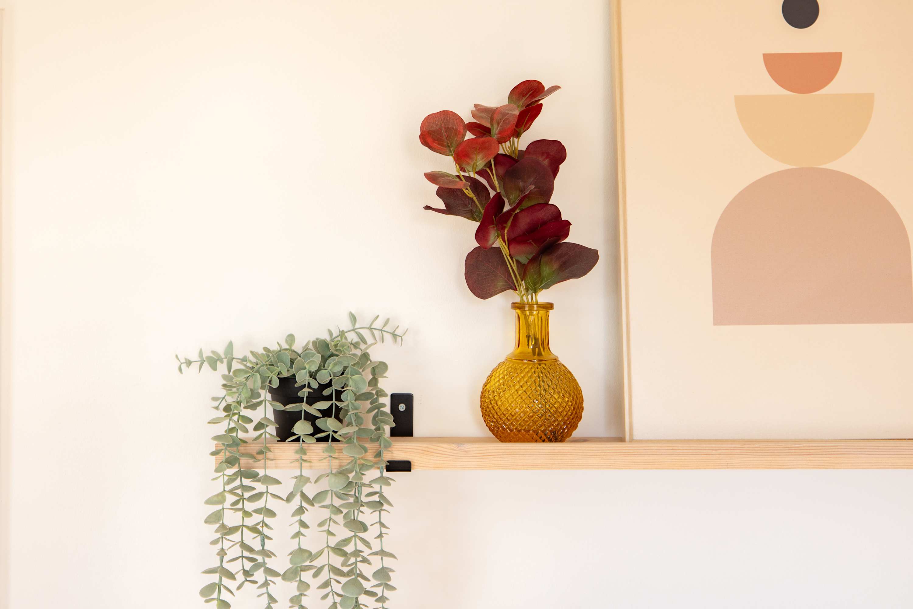 1 Bedroom Flat - Shepherds Bush in 112 Goldhawk Road W12 8HD - Property image 13 - VivreStays
