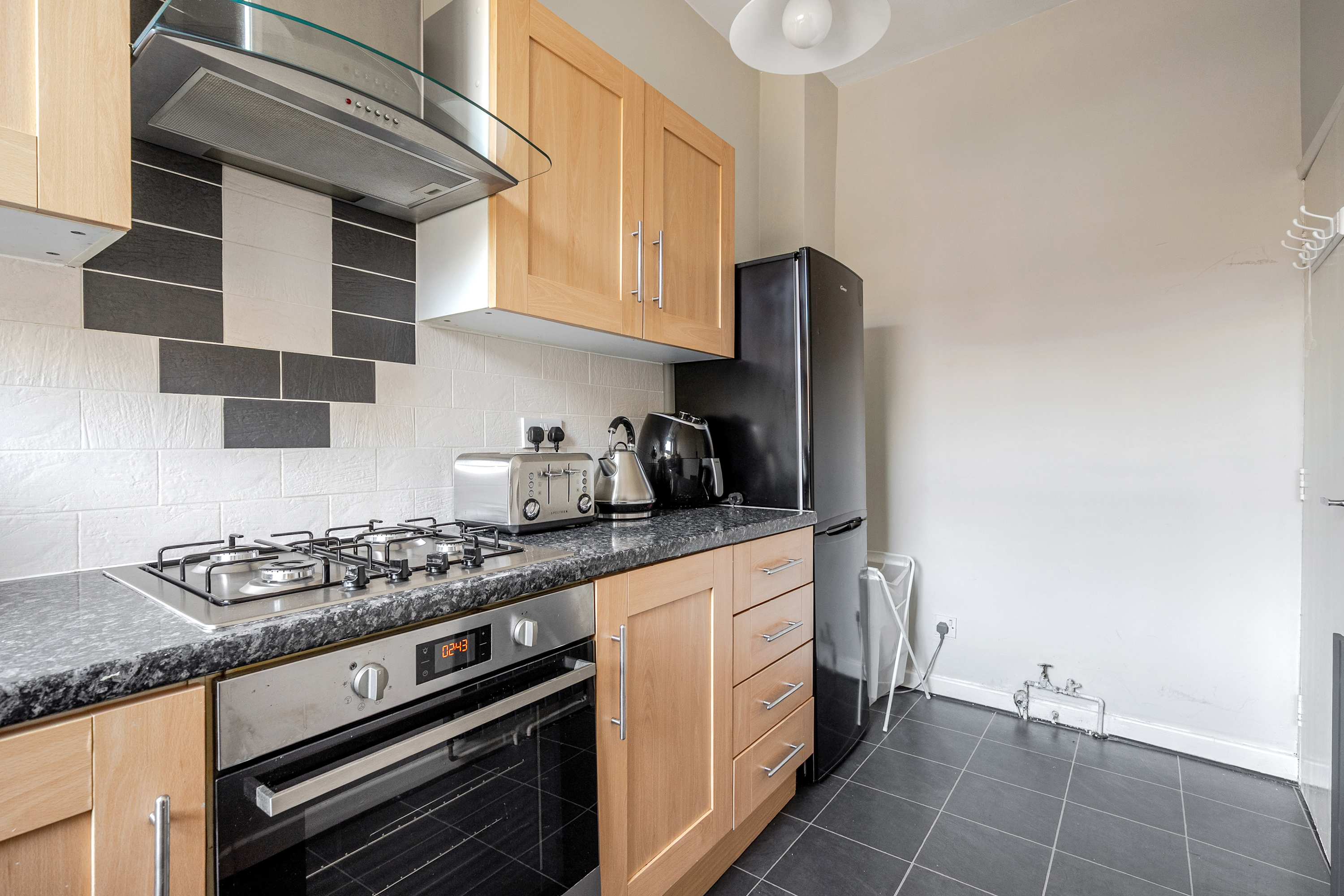 Cosy Apartment in Stunning Didsbury in Clyde Road 61 M20 2WW - Property image 15 - VivreStays