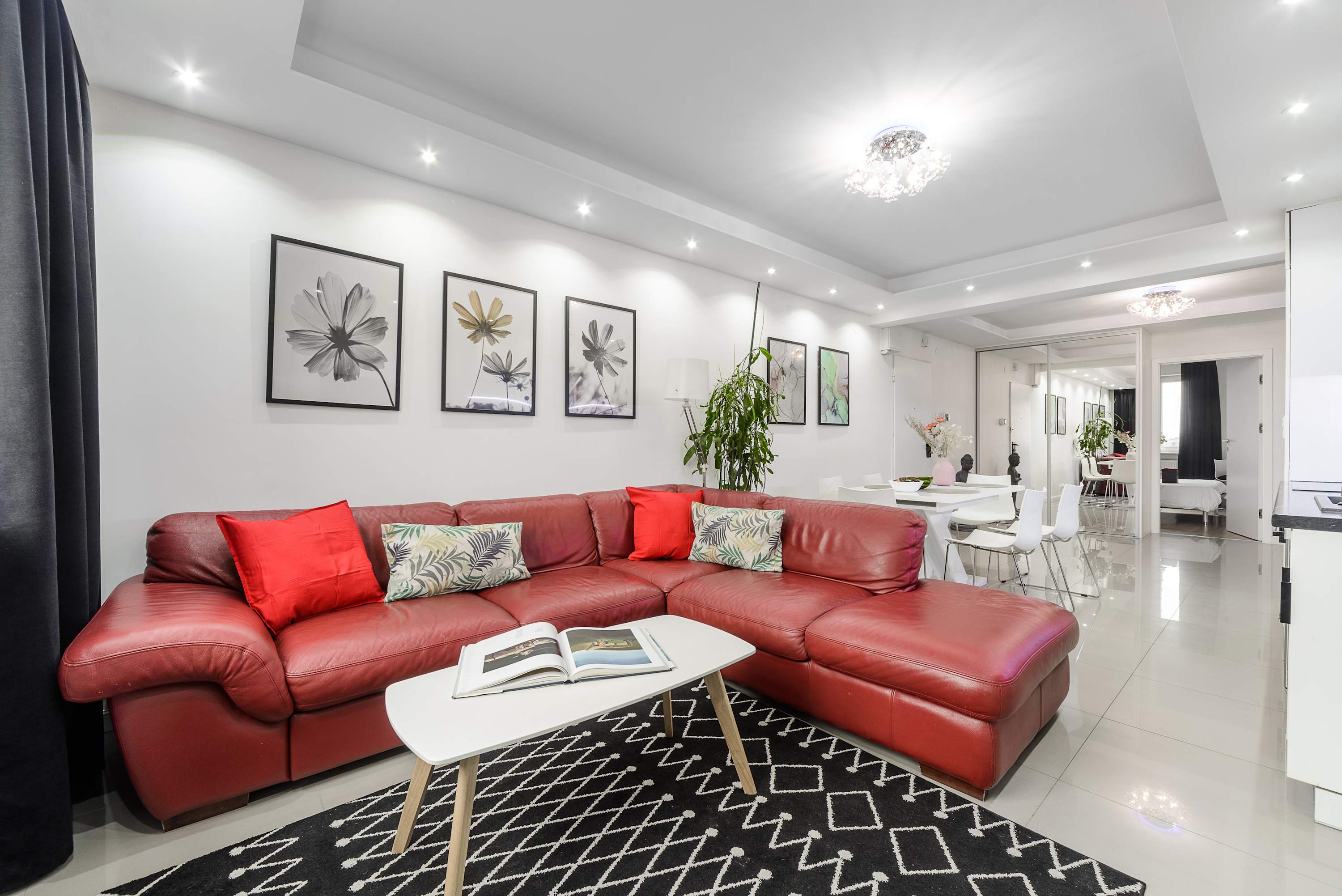 Lumina spacious apart with 3 bedrooms