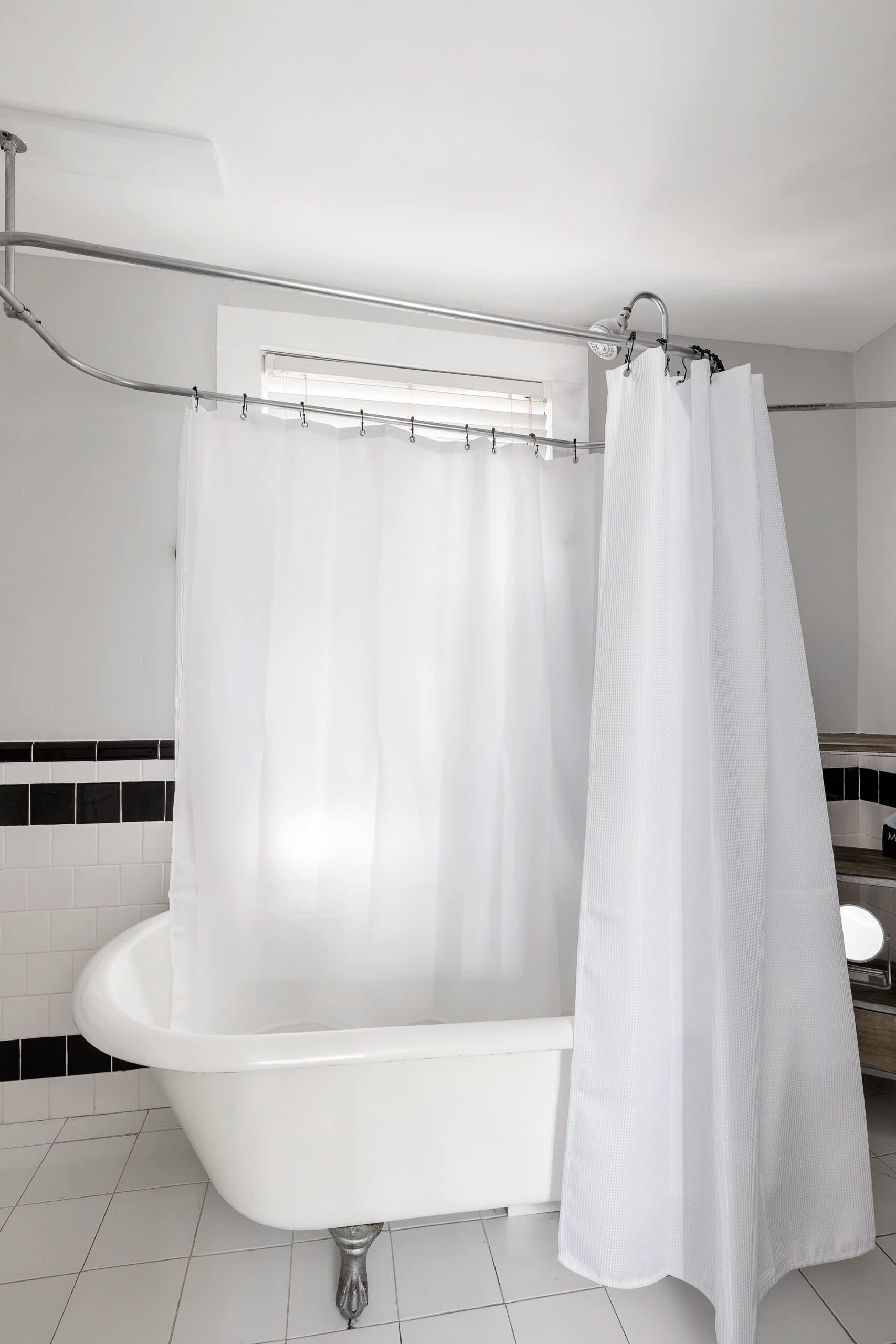 Bathroom #1: Shower/tub combo 