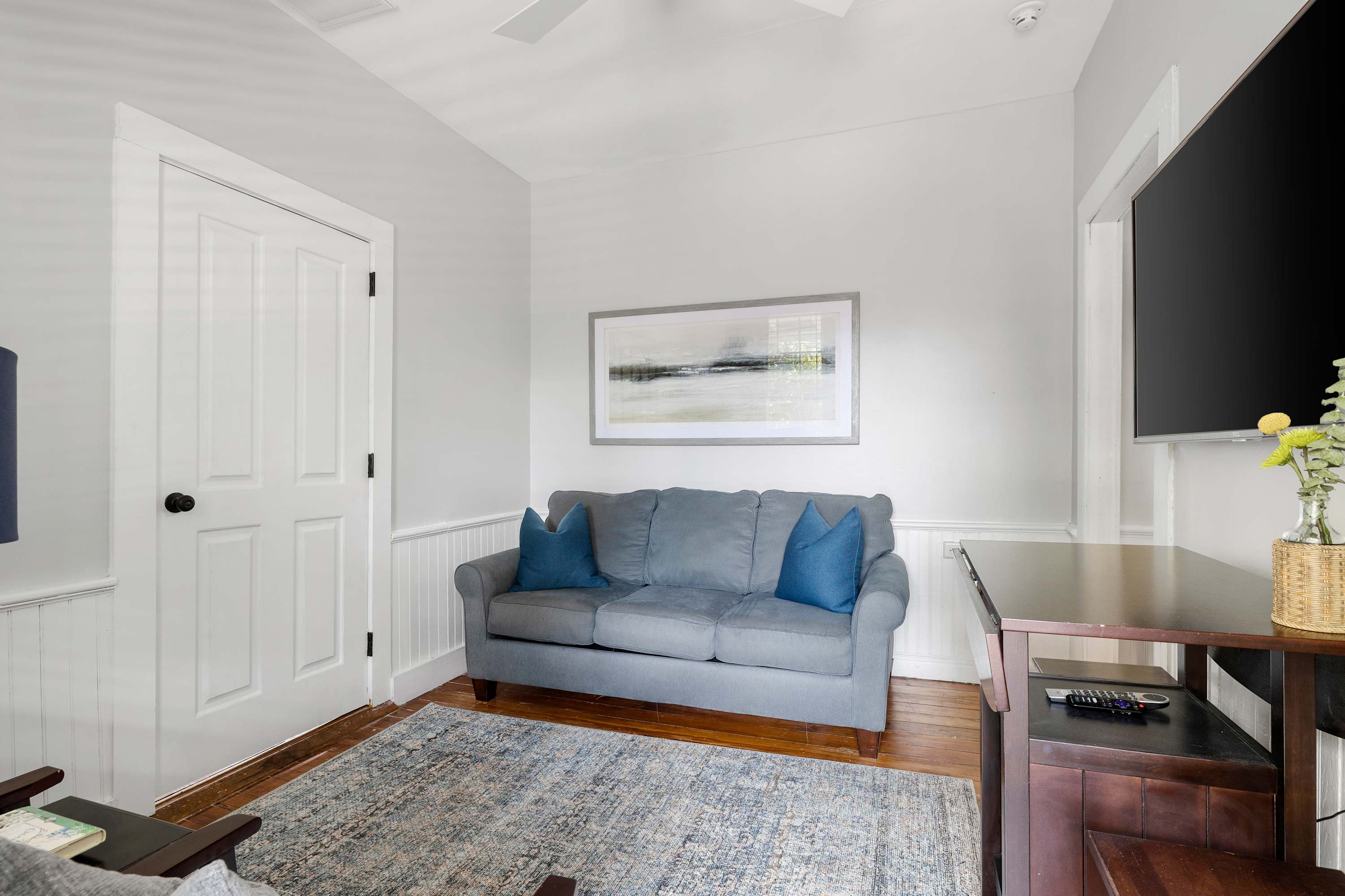 Living room with a full sofa sleeper for additional sleeping space 