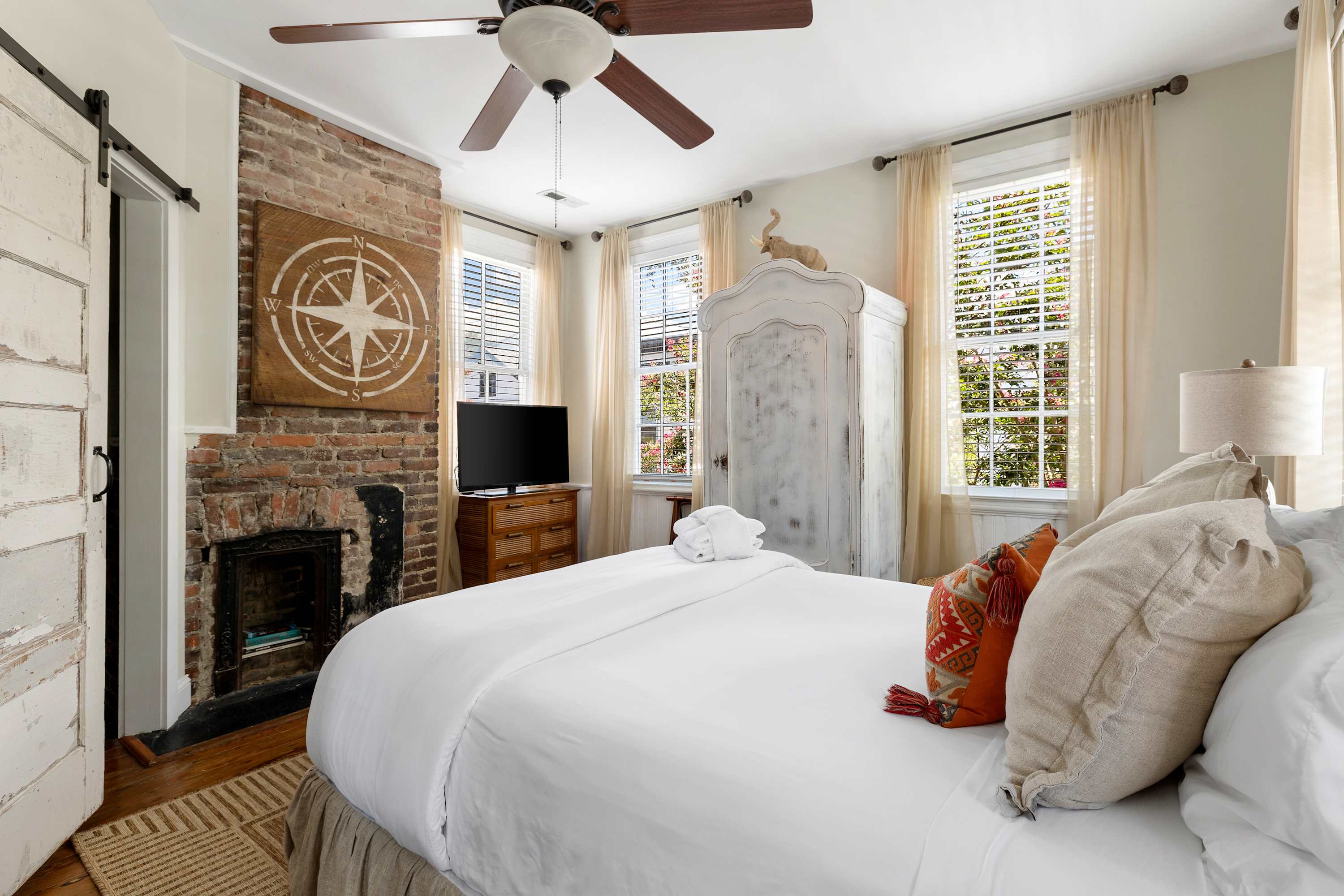 Bedroom #2: Queen Bed + En-Suite + Kitchenette + TV + Ceiling Fan