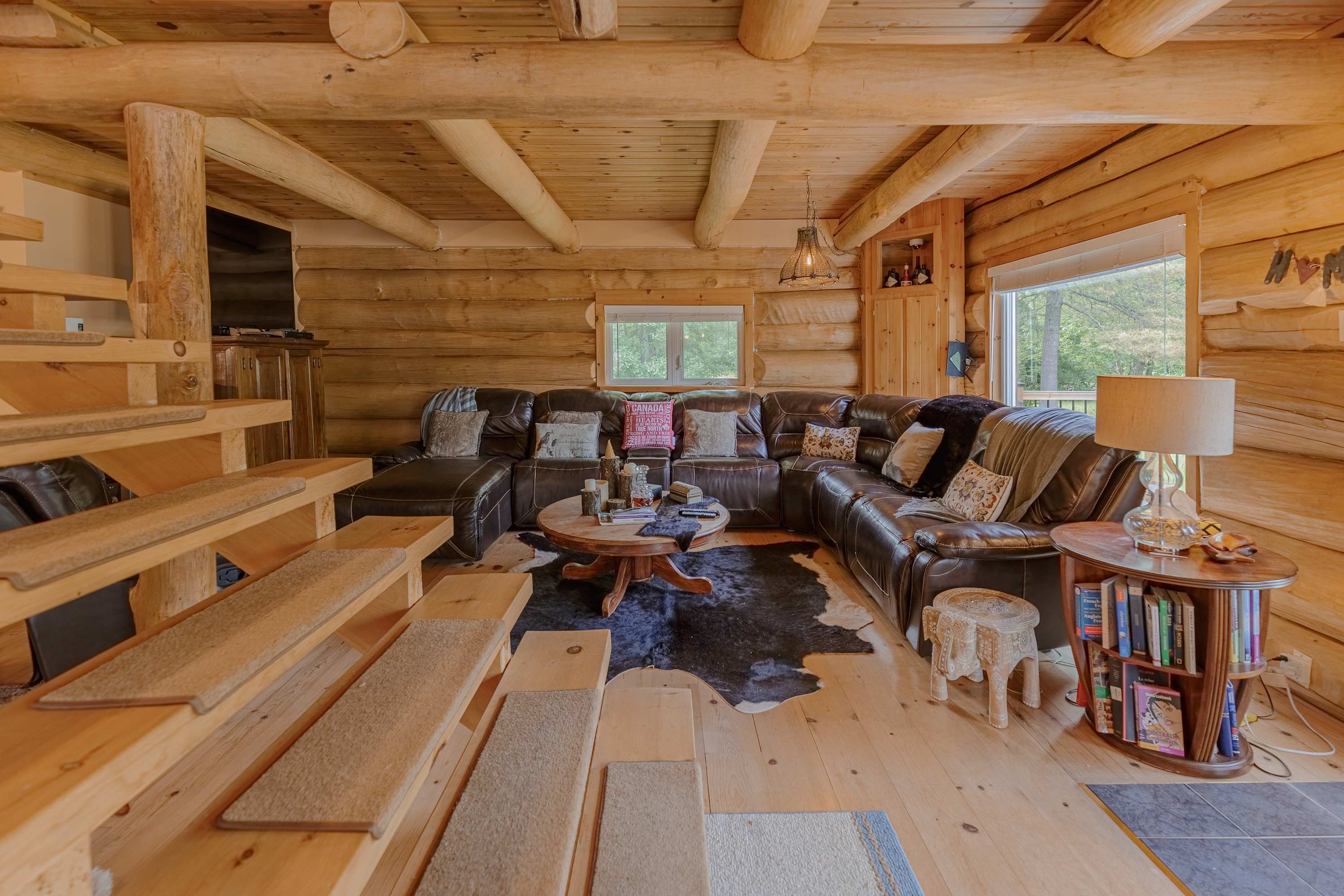 Relaxing Lakeside Getaway with Sauna & Hot Tub 3