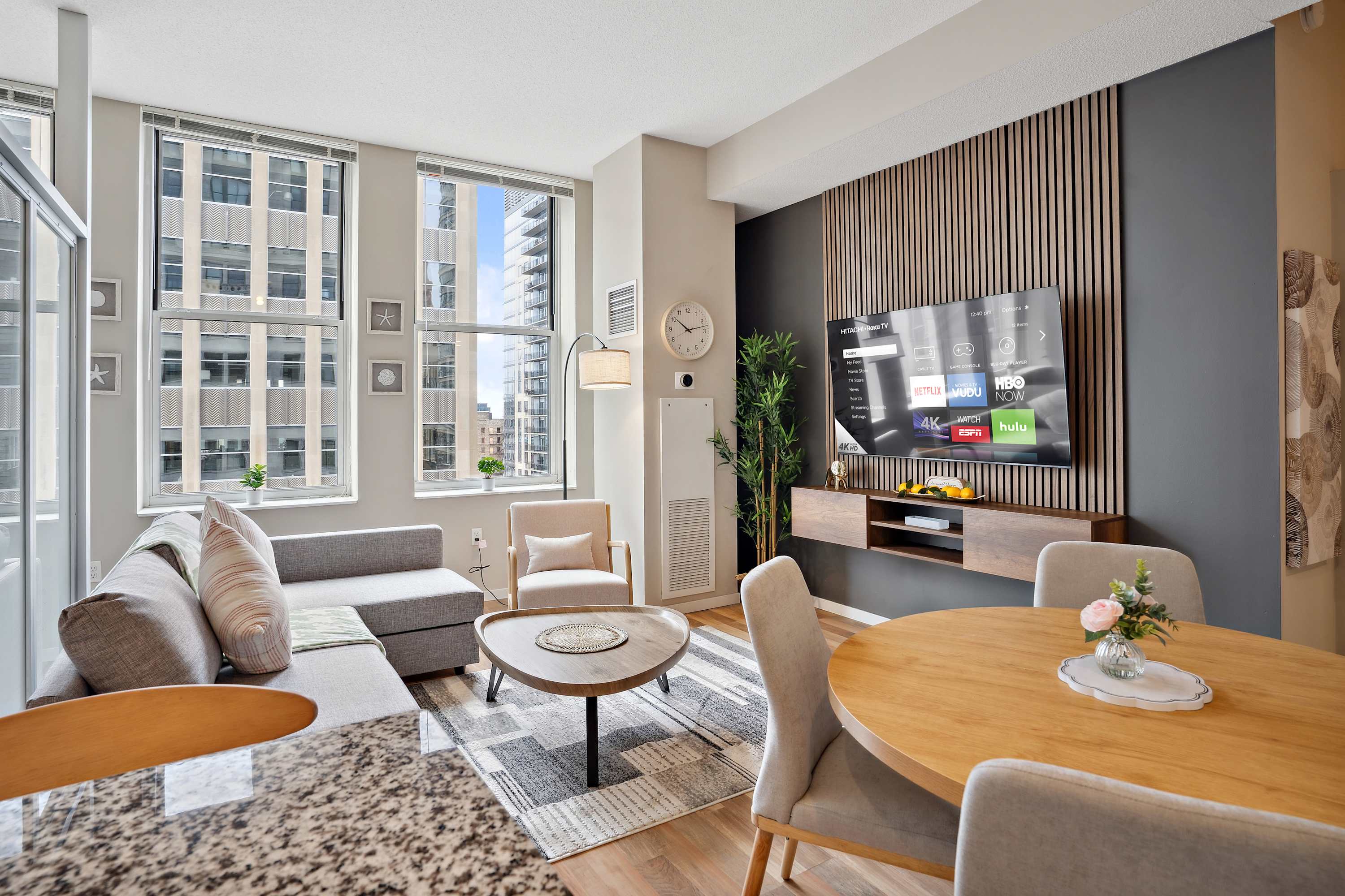 Central Flat w/ Hot Tub +Pool/Gym/Attached Parking — Minneapolis, MN — vacation rental