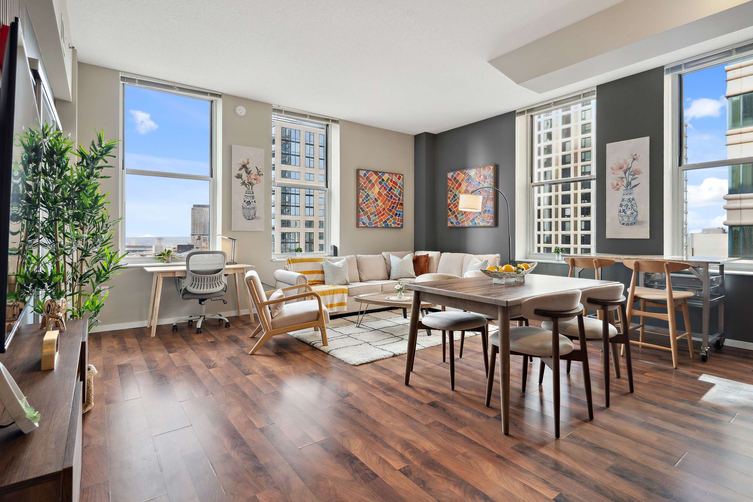Central Flat w/ Hot Tub + FREE Parking/Pool/Gym — Minneapolis, MN — vacation rental