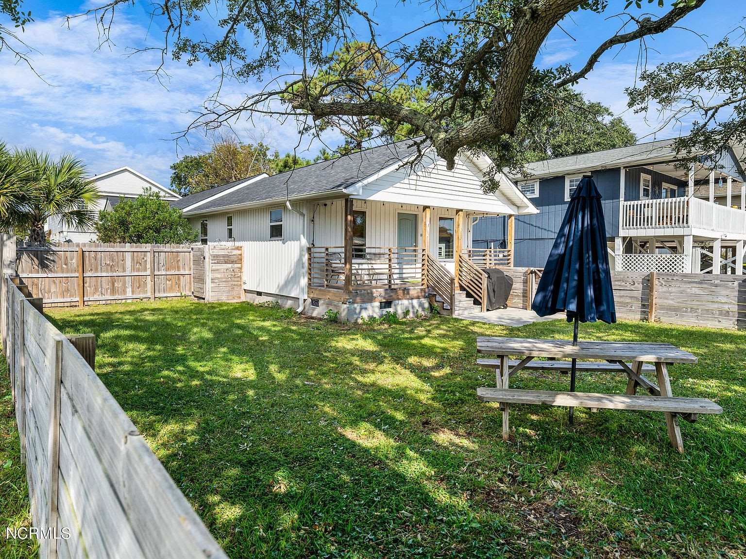 Twin Tides Beach House at Carolina Beach - Unit 1 4