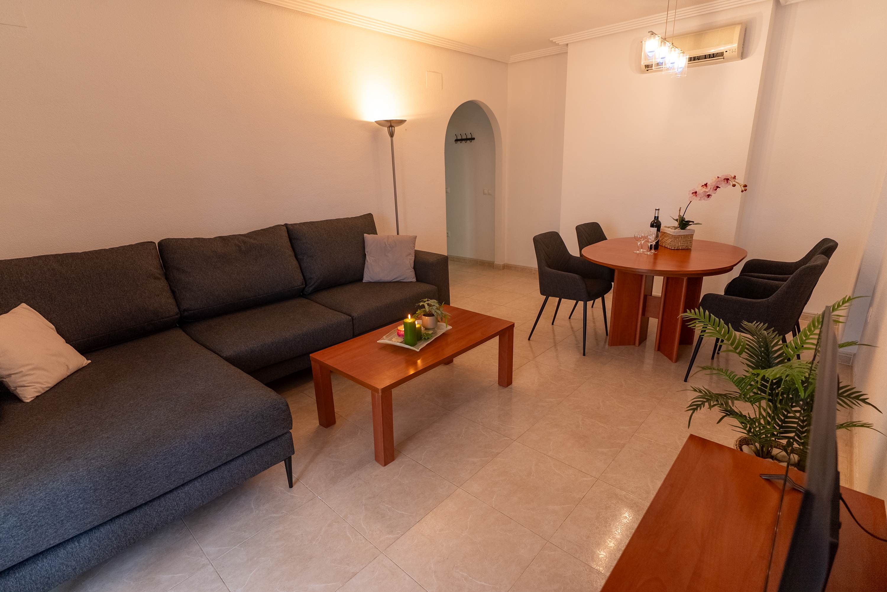 Avenida Tellerola 13, 03570 Villajoyosa, Spain