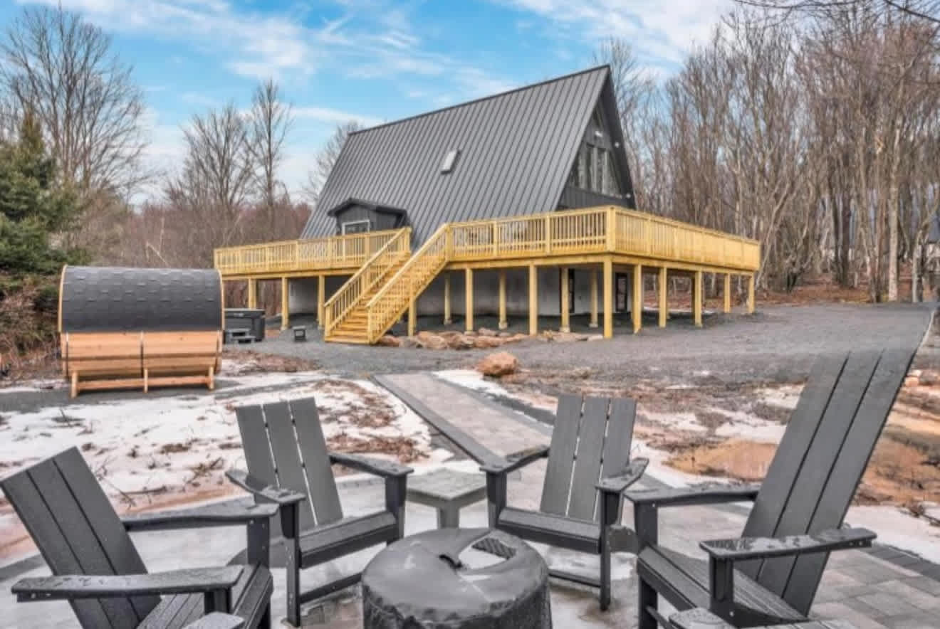 Black Lotus A-Frame | Hot Tub | Sauna | Firepit