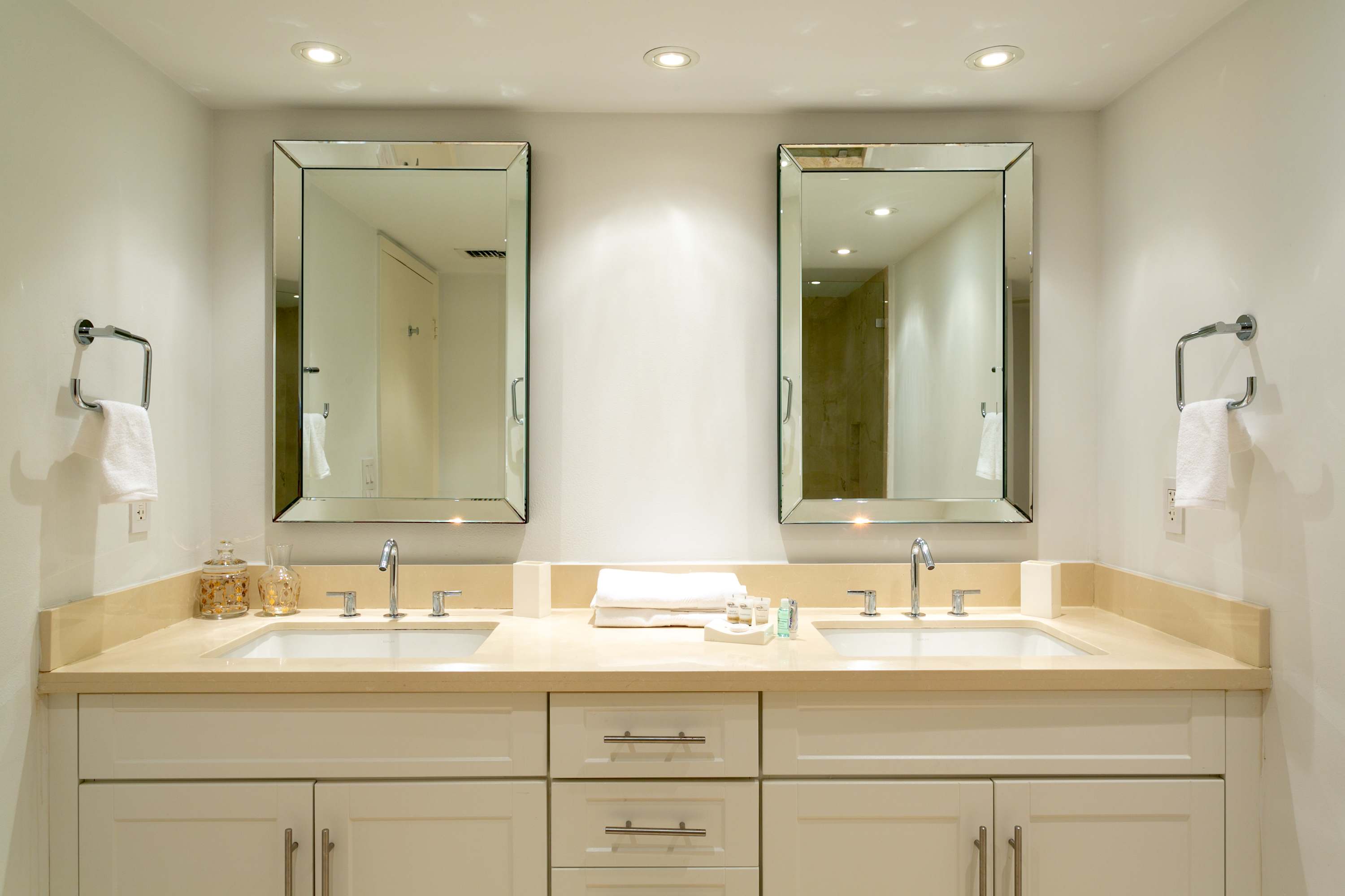 3BR Nautical Nest Biscayne