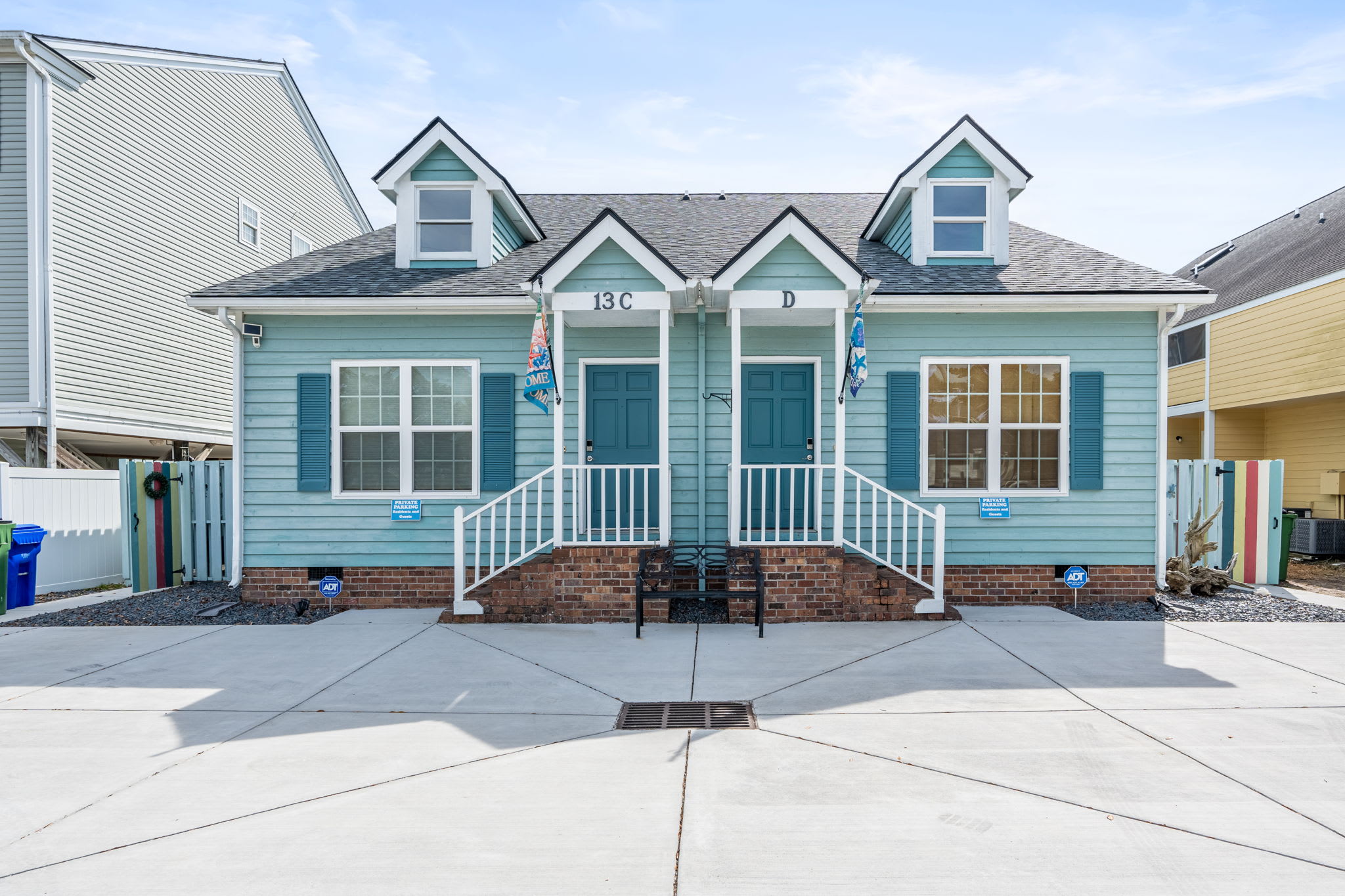 Cast Away- 3 Blocks to Surfside Beach and Dining — Surfside Beach, SC — vacation rental