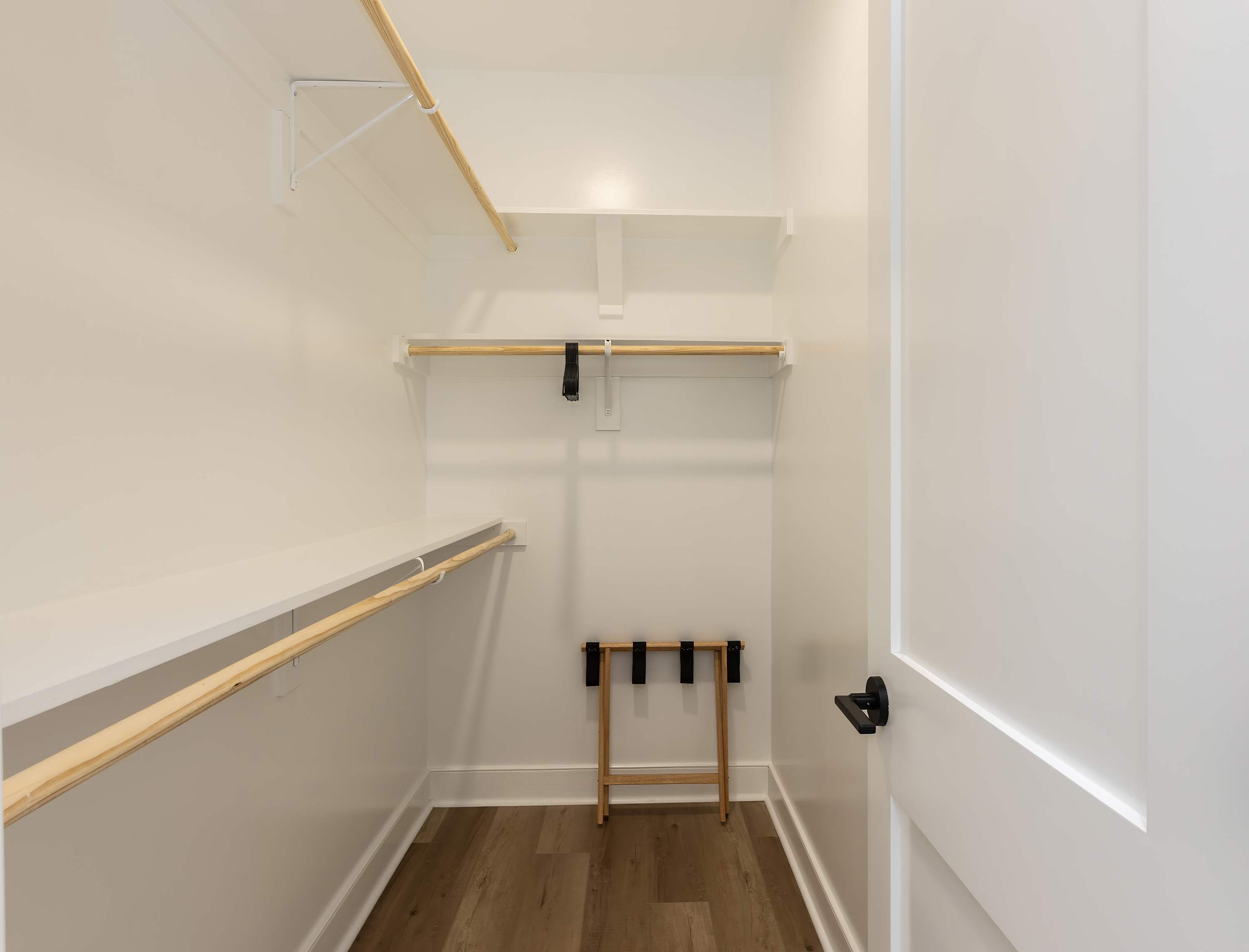 New Build-Rooftop-Steps from the Beach! Unit Salt