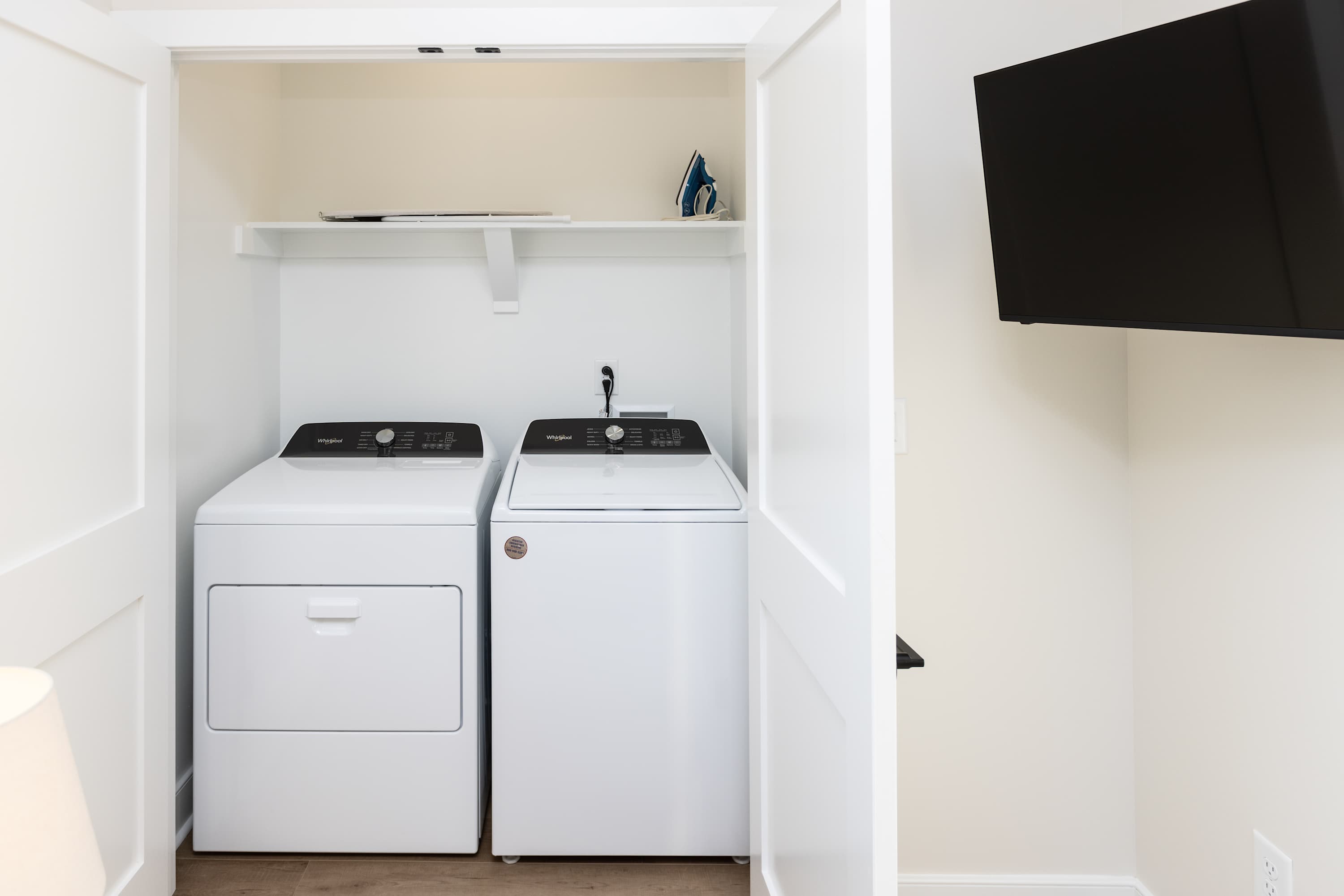 1st Floor laundry 
