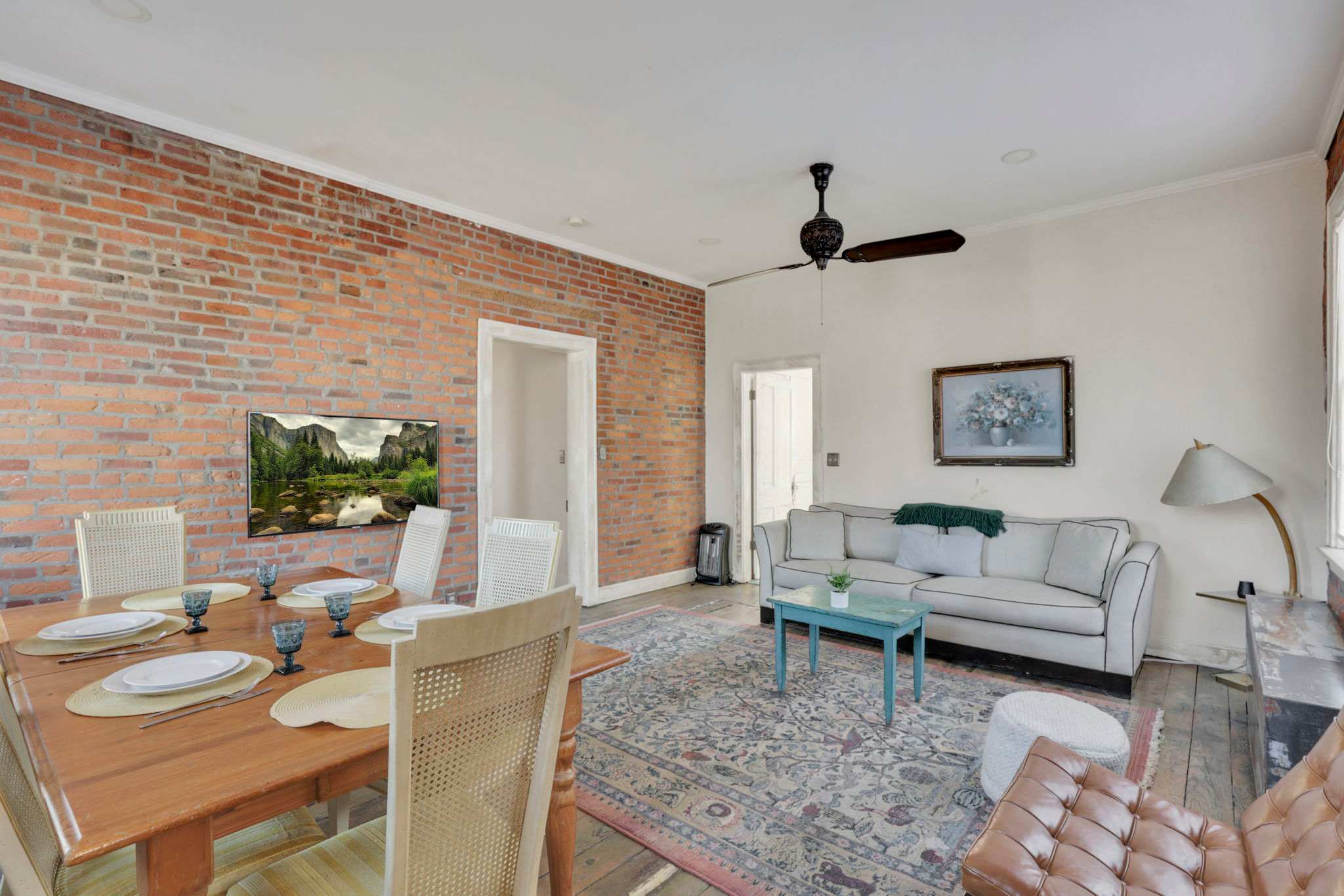 Big Retro House | Short North | Perfect for Groups