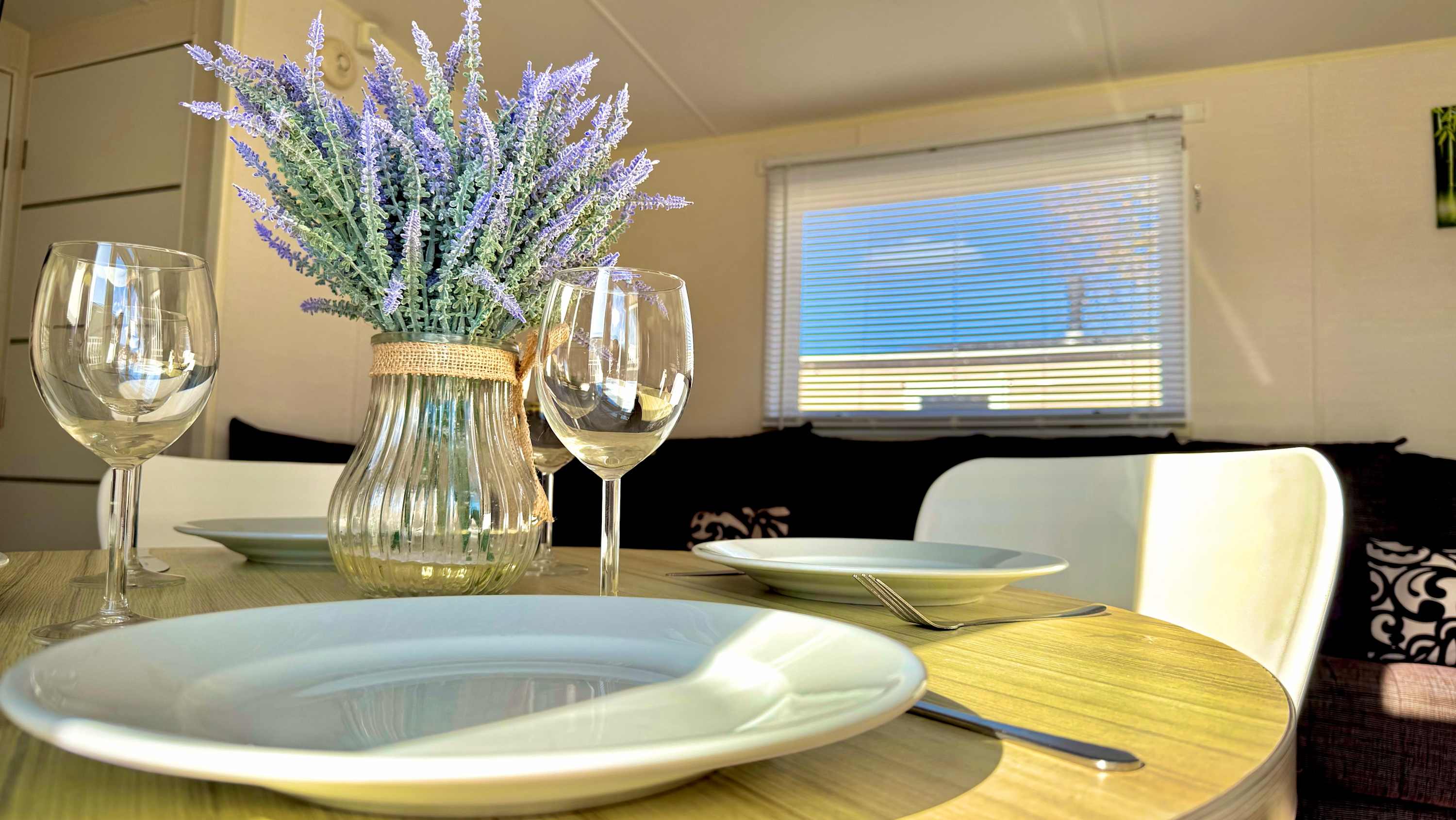 View Family-Friendly - Marton Mere - 3BR Lodge -Parking in Mythop Road FY4 4XN Family-Friendly - Marton Mere - 3BR Lodge -Parking in Mythop Road FY4 4XN - Property image 17 - VivreStays
