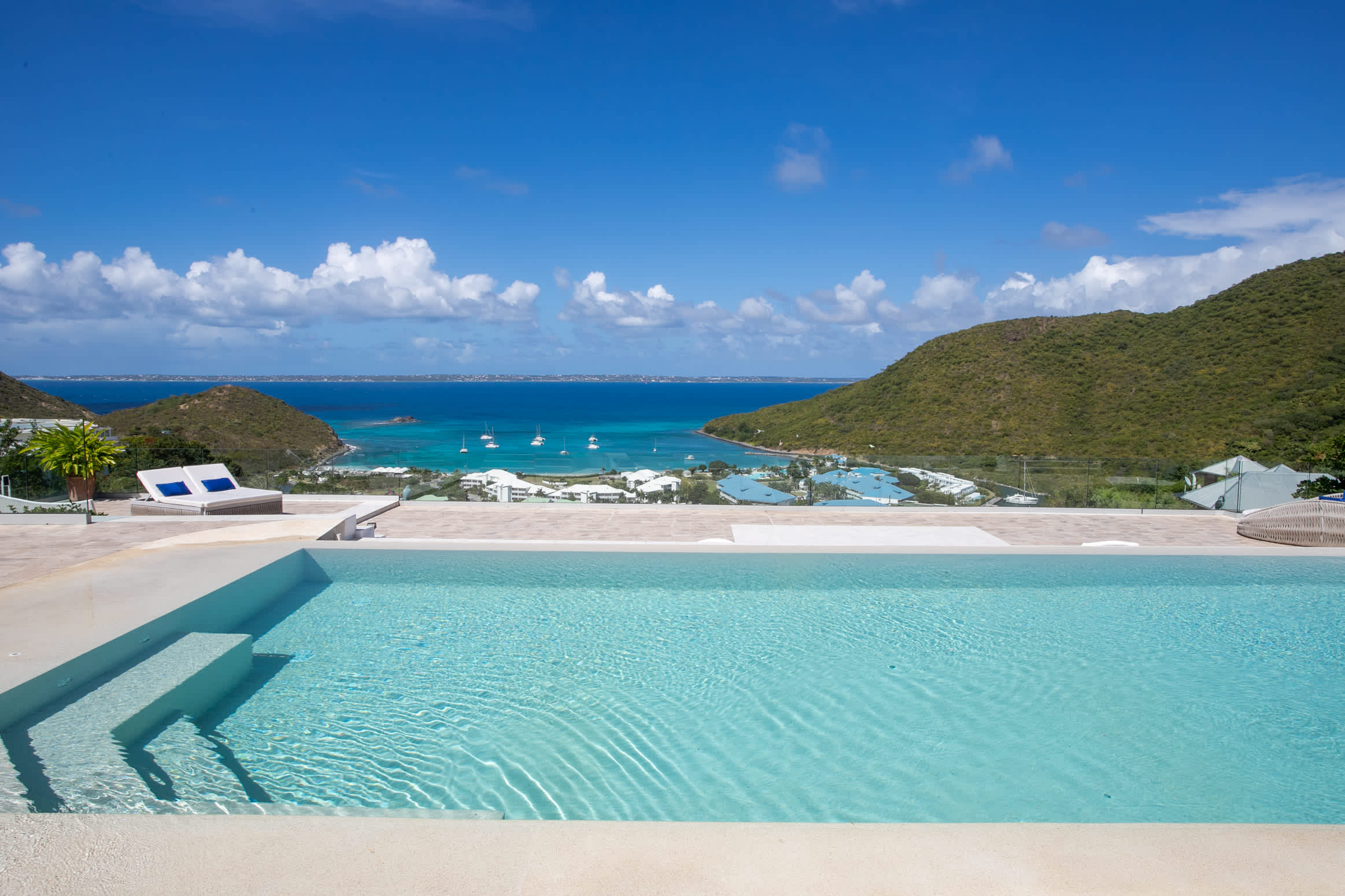 Privilege (5 bedrooms) - Villa with pool, Anse Marcel, St. Martin