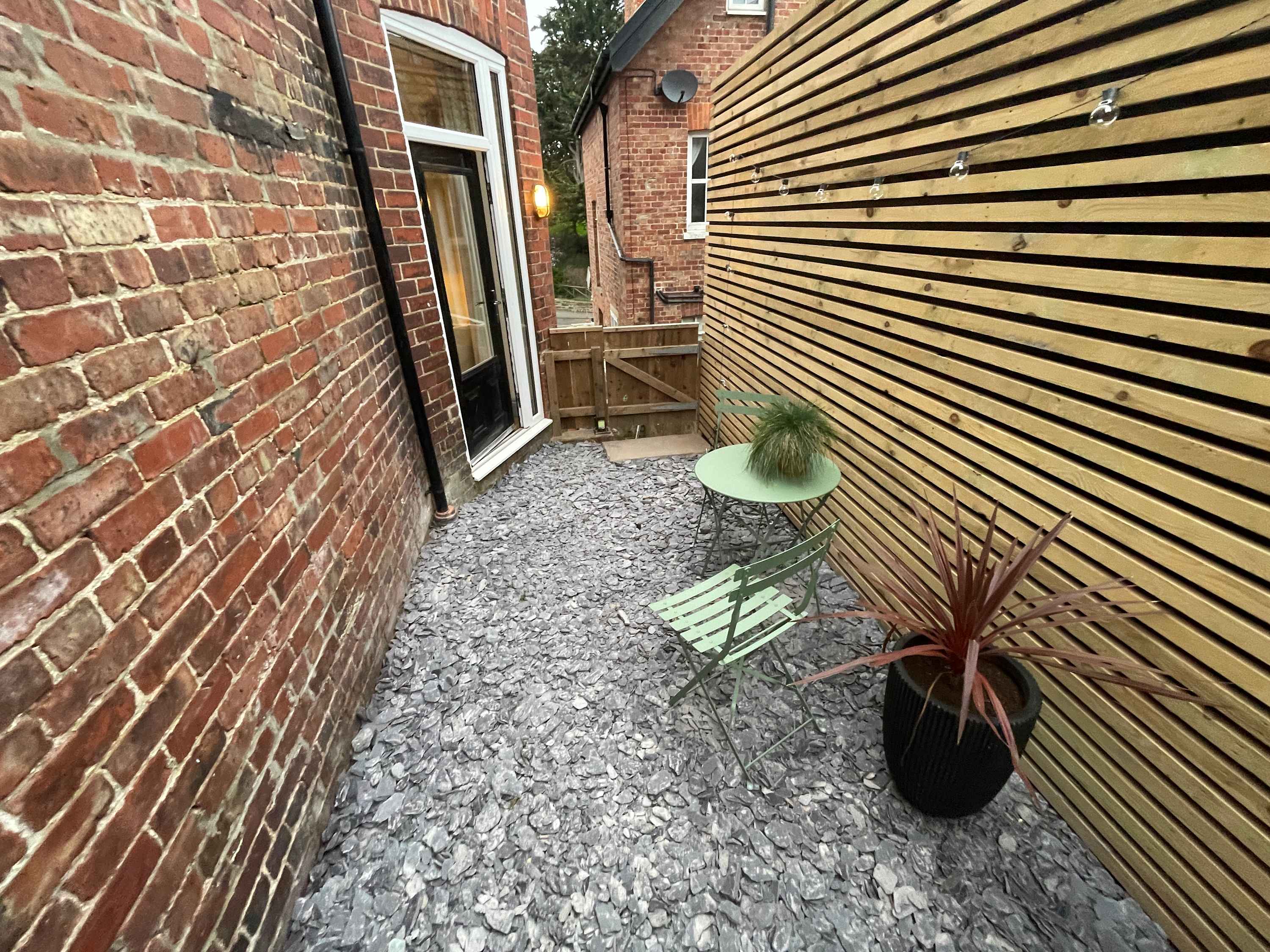 Private Courtyard Room | Pet-Friendly Hotel Stay