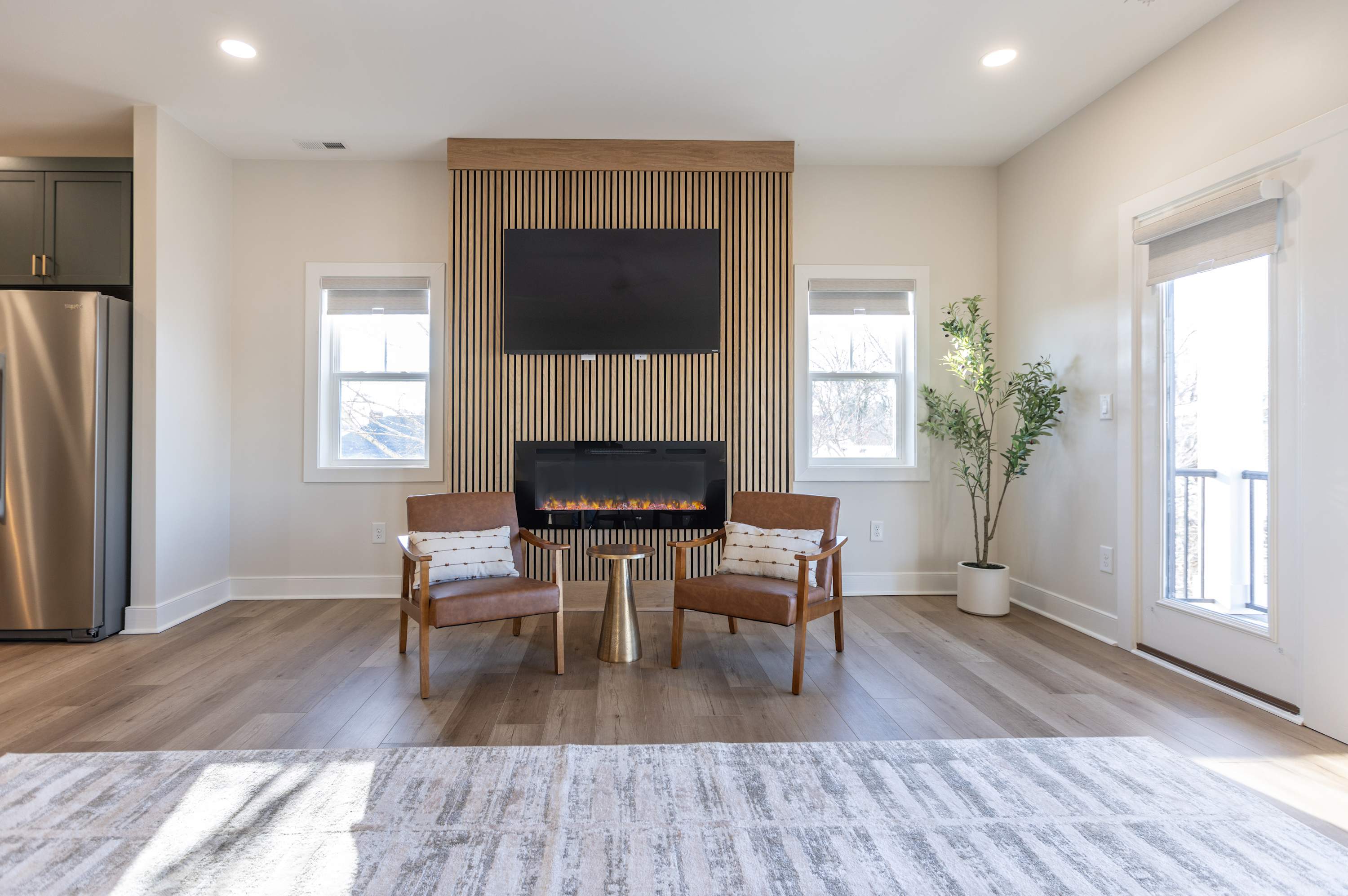 New Build-Rooftop-Steps from the Beach! Unit River