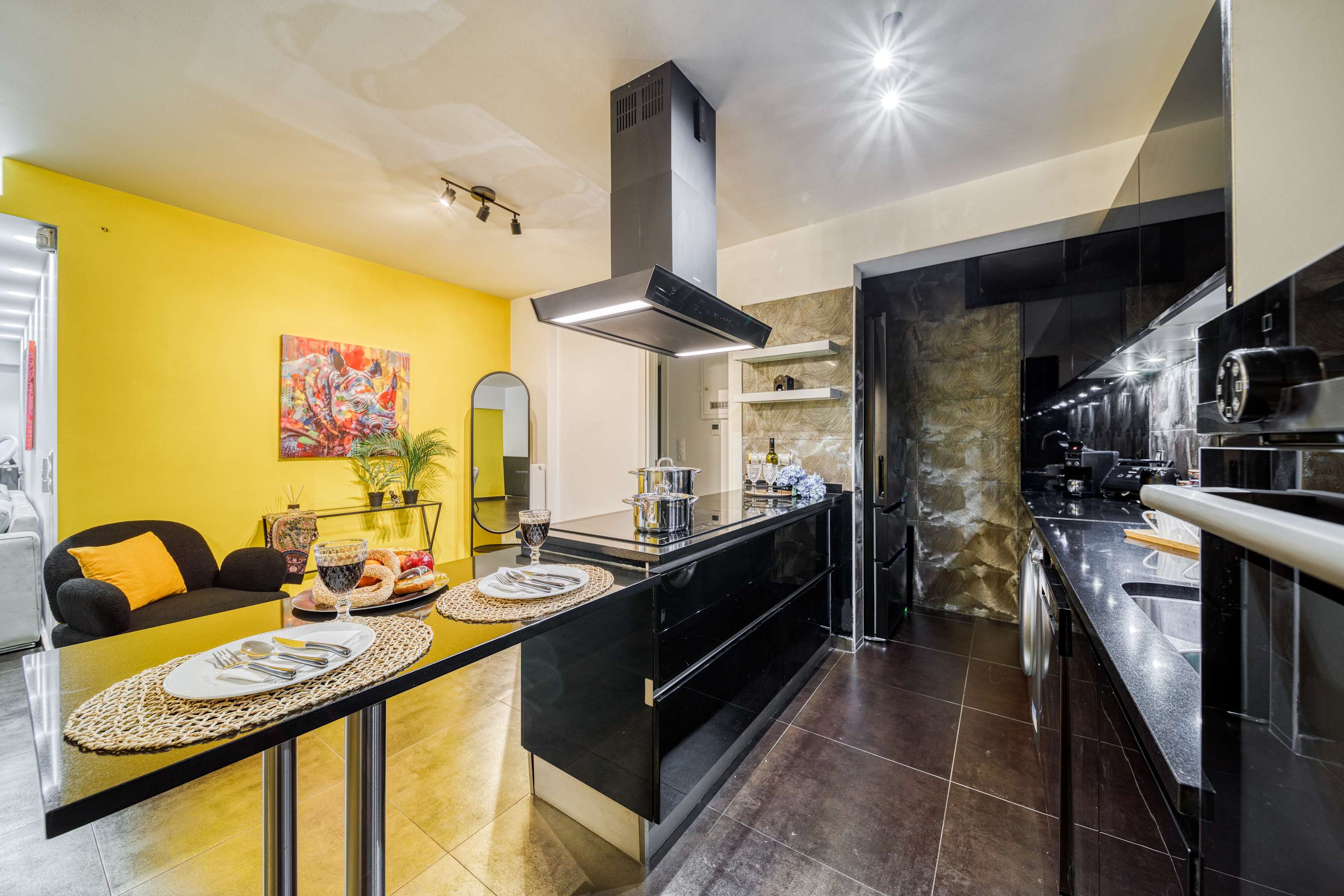 Two bedroom Lux apartment Next to the metro - Picture 6