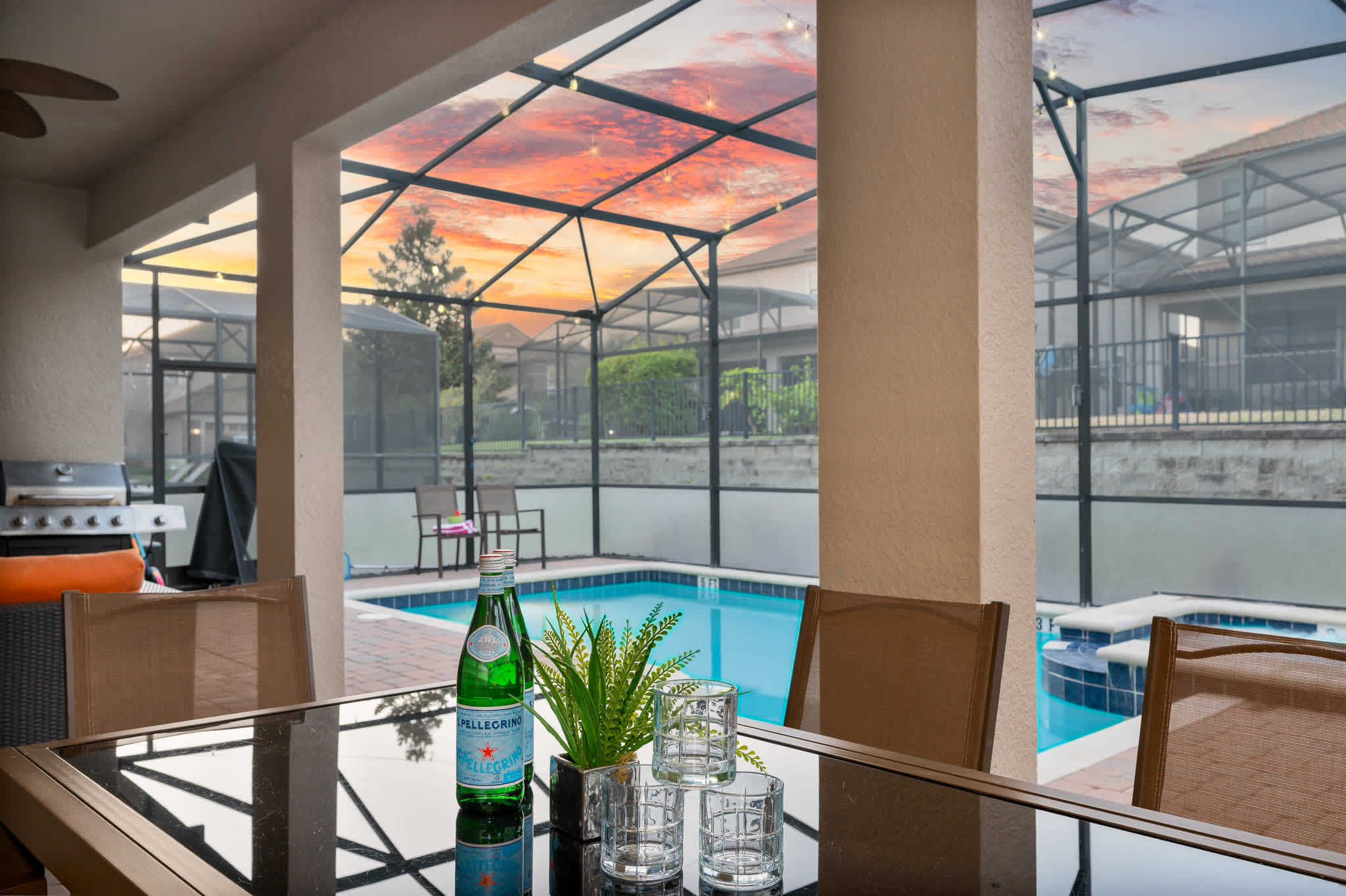 Heated Pool, Free Waterpark and Lazy River!