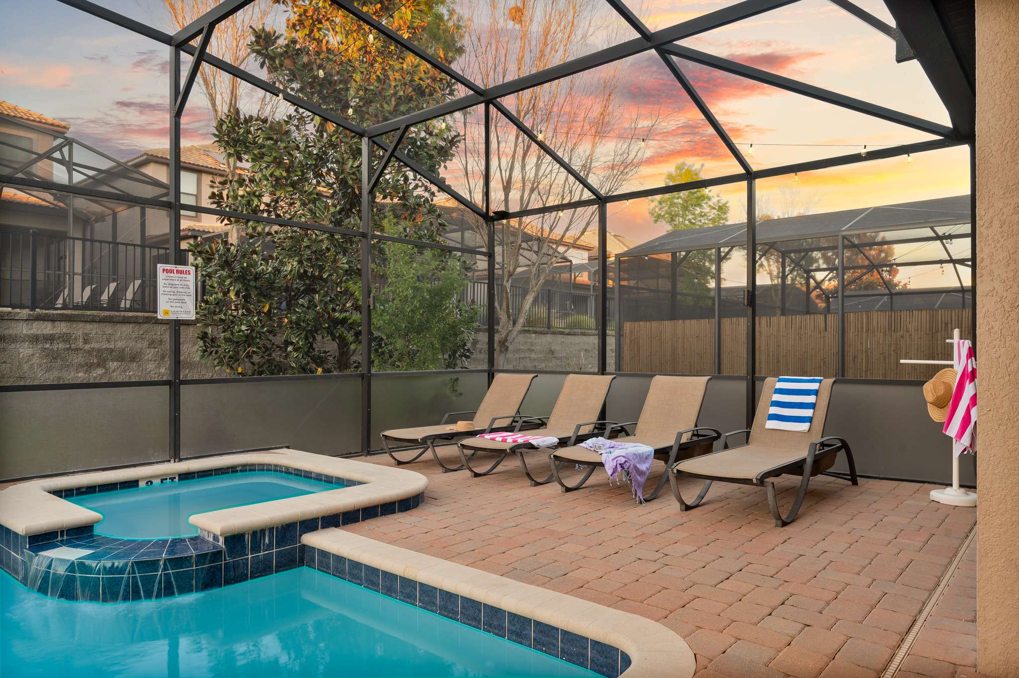 Heated Pool, Free Waterpark and Lazy River!