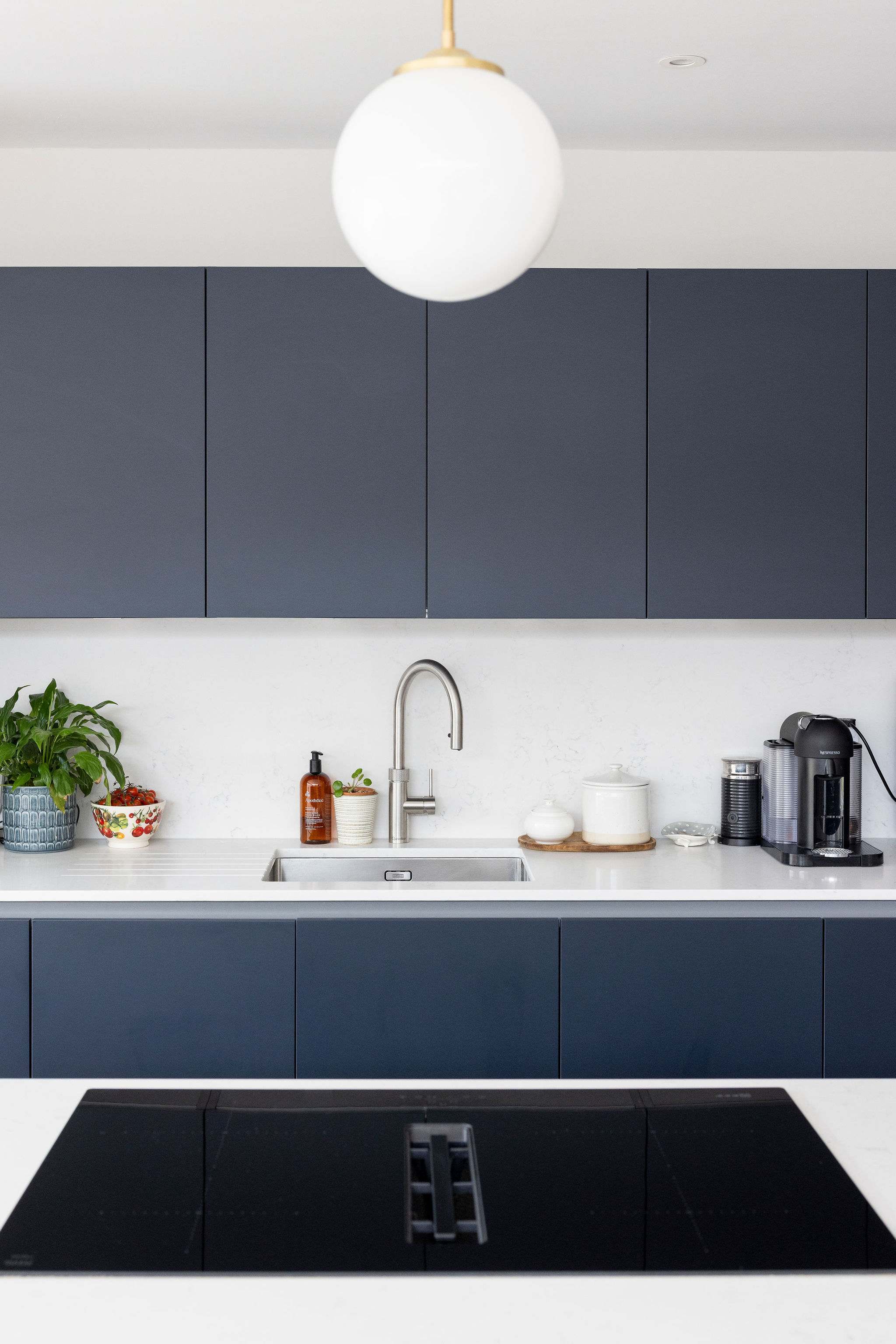 Large hob plus nespresso coffee machine