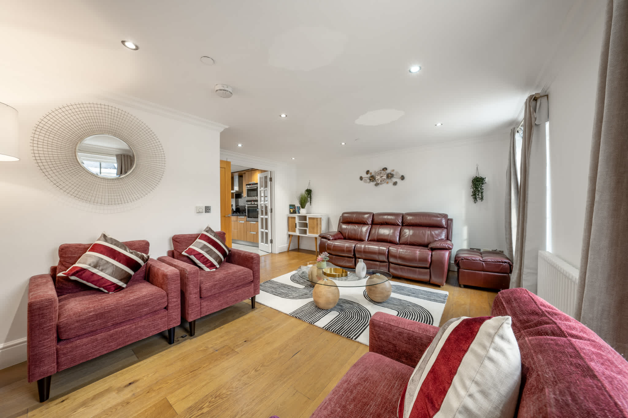 Three bedroom apartment next to the station