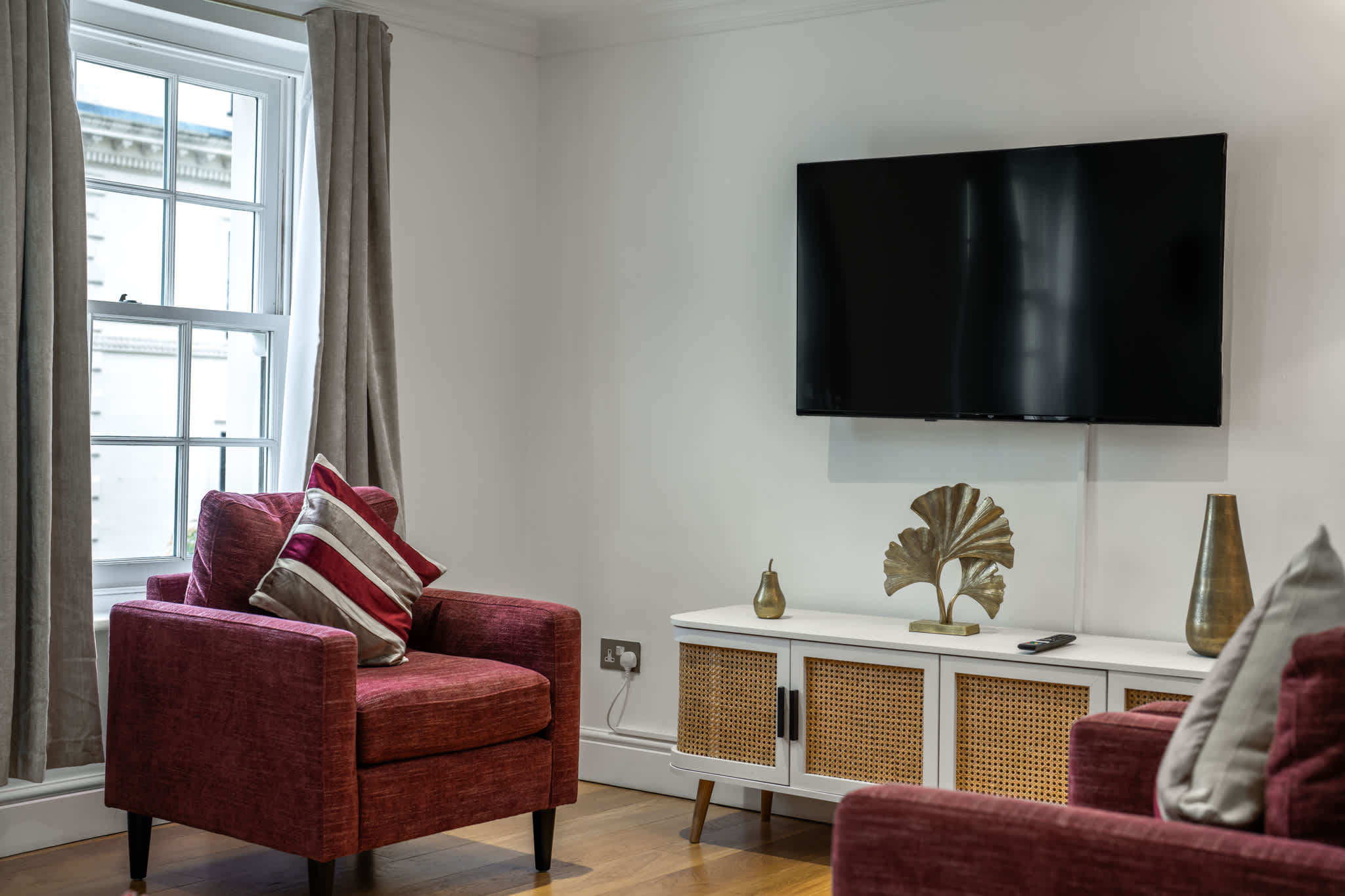 Three bedroom apartment next to the station in Chilworth Street W2 - Property image 22 - VivreStays