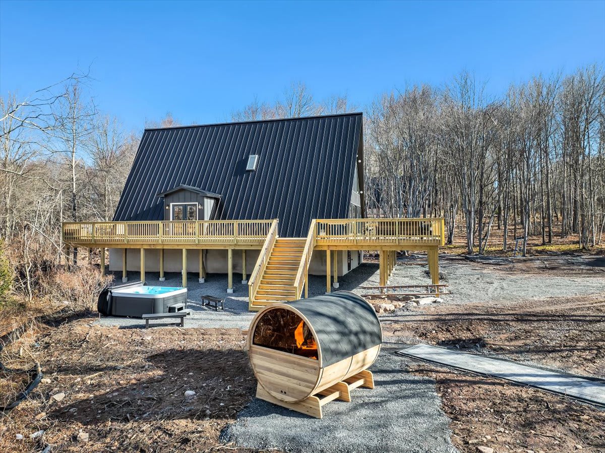 Black Lotus A-Frame | Hot Tub | Sauna | Firepit