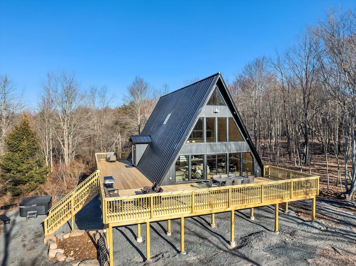 Black Lotus A-Frame | Hot Tub | Sauna | Firepit